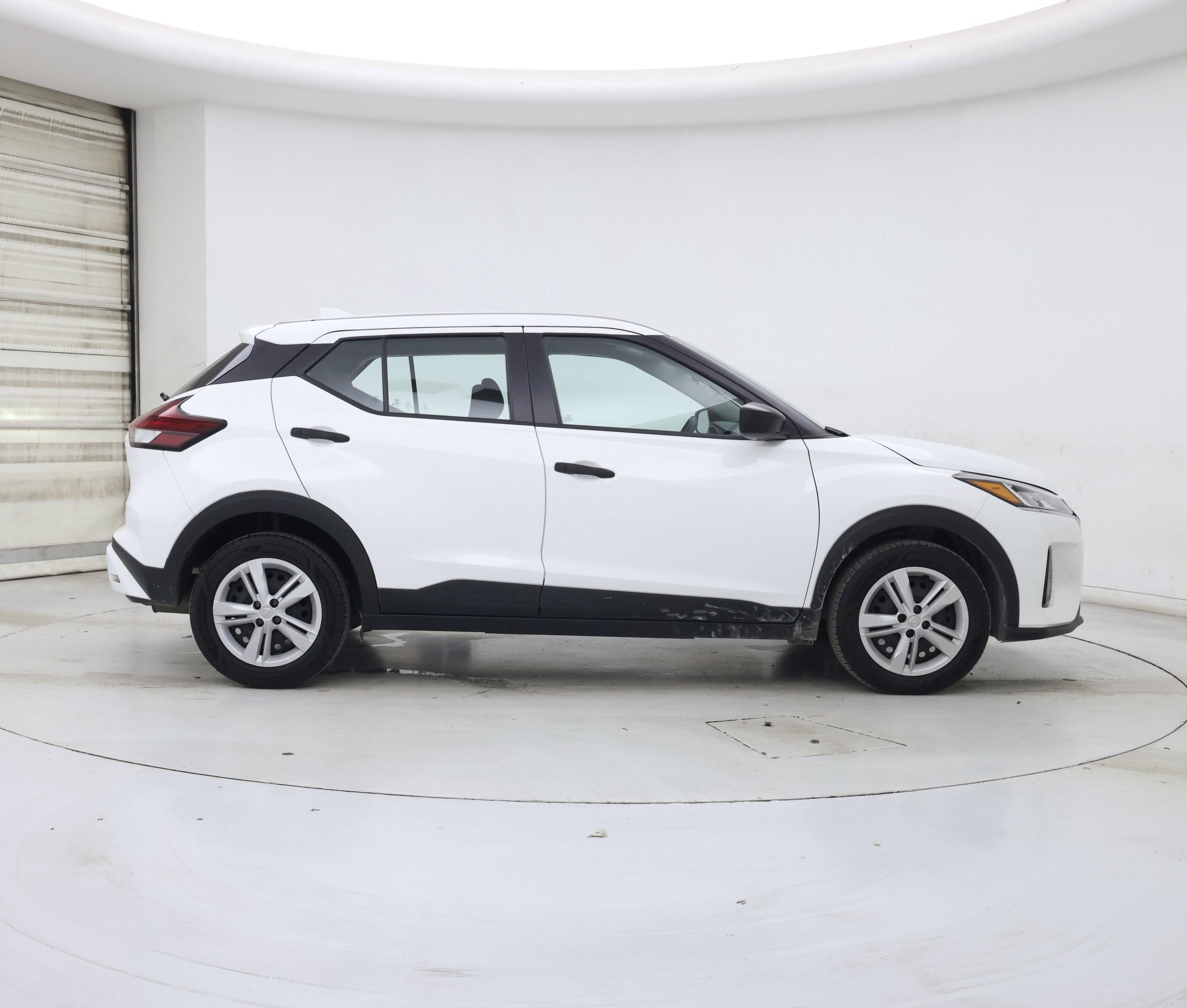 Thumbnail: 2023 Nissan Kicks - 7