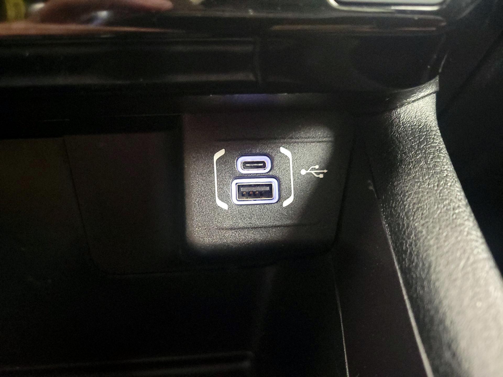 Thumbnail: 2022 Jeep Compass - 18