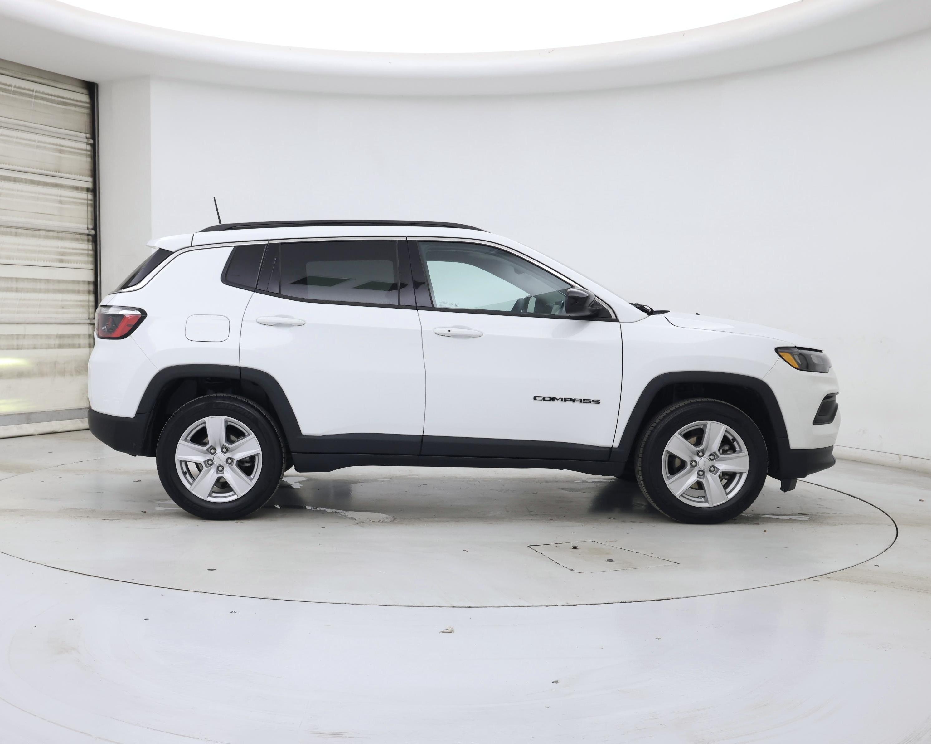 Thumbnail: 2022 Jeep Compass - 7