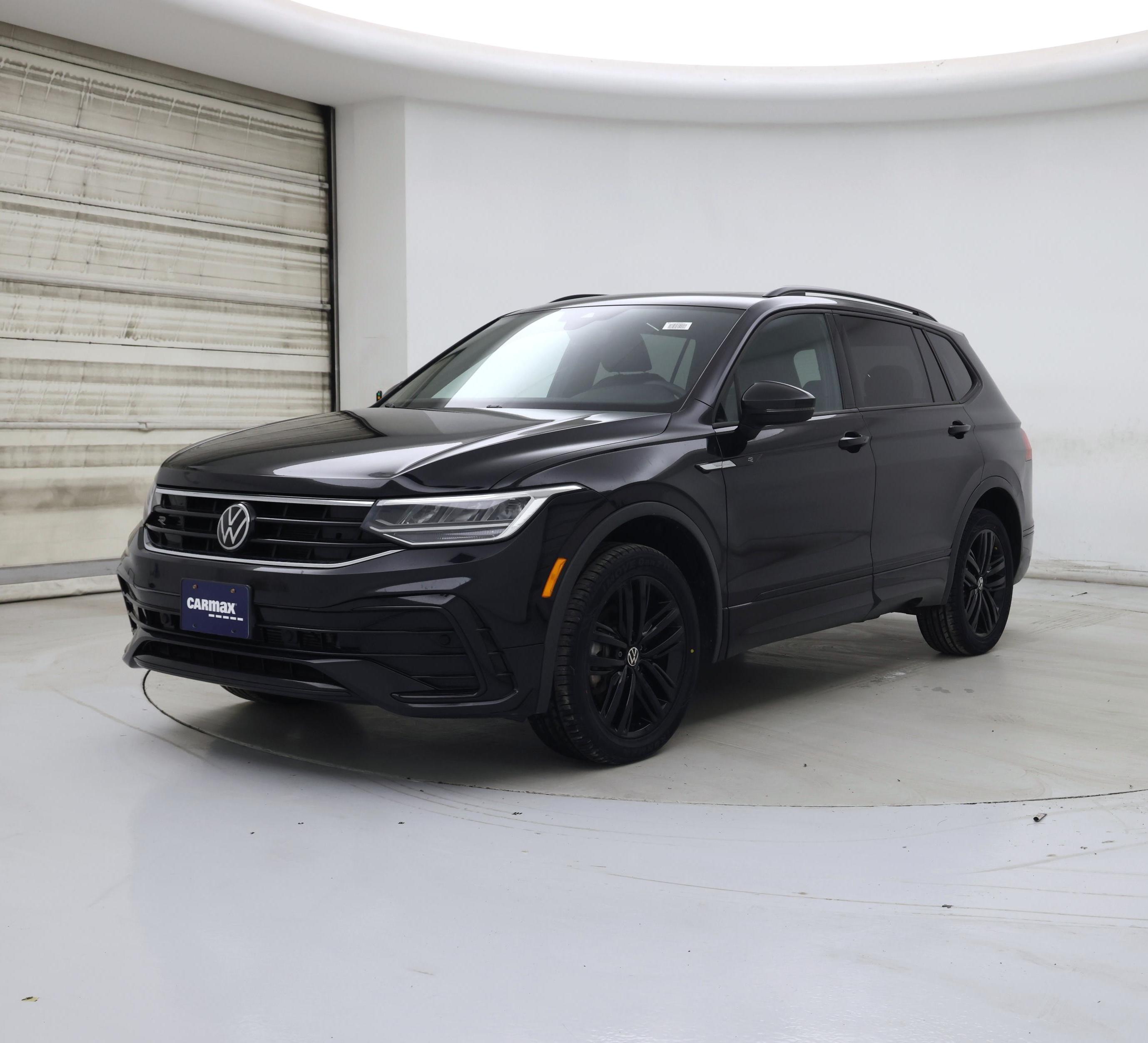 Thumbnail: 2022 Volkswagen Tiguan - 4