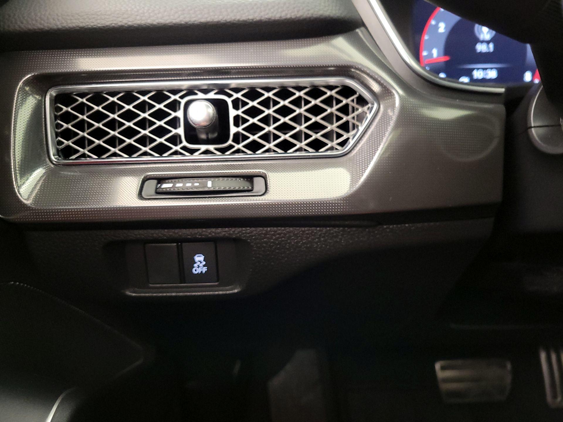 Thumbnail: 2023 Acura Integra - 13