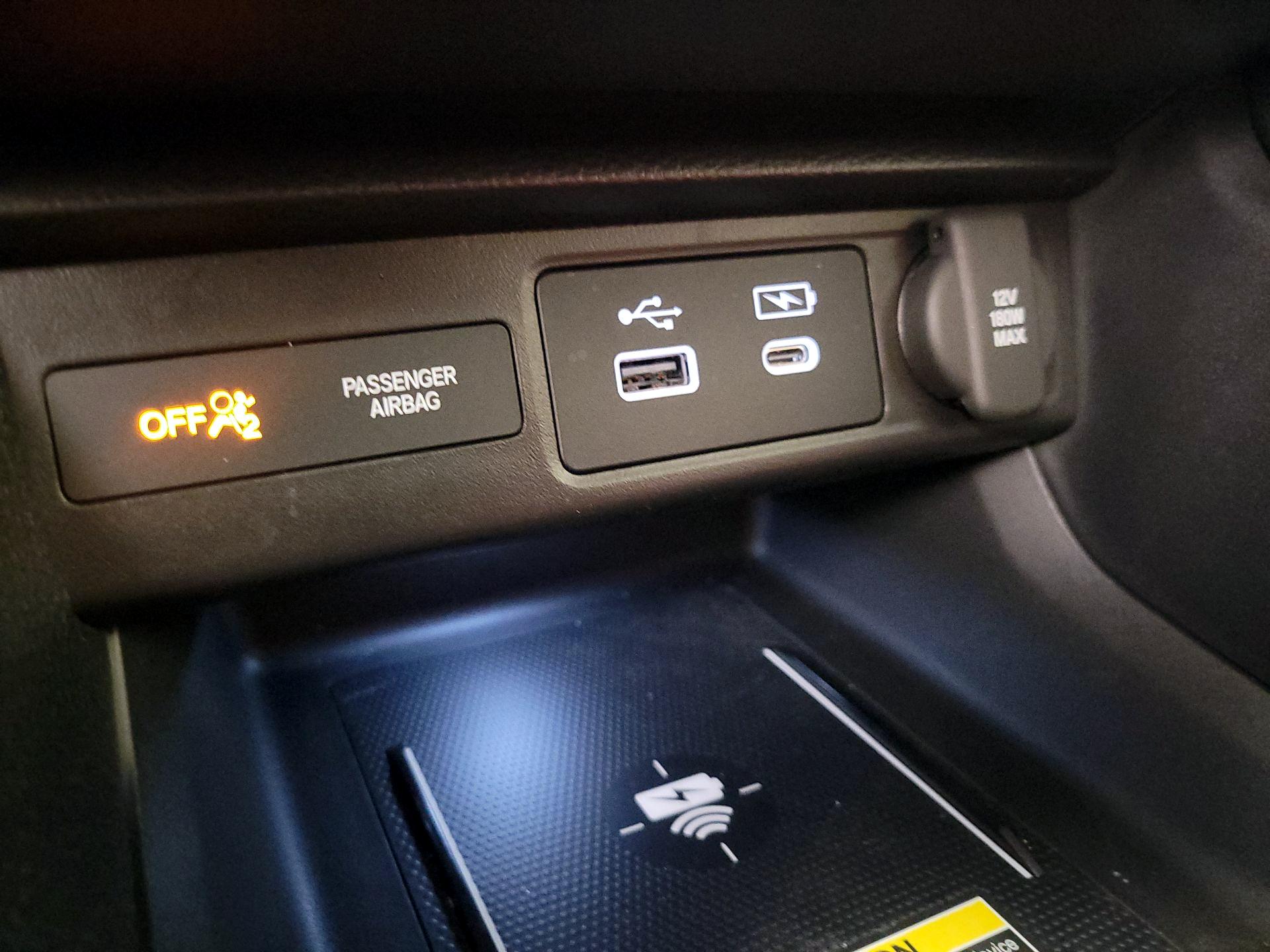 Thumbnail: 2023 Acura Integra - 18