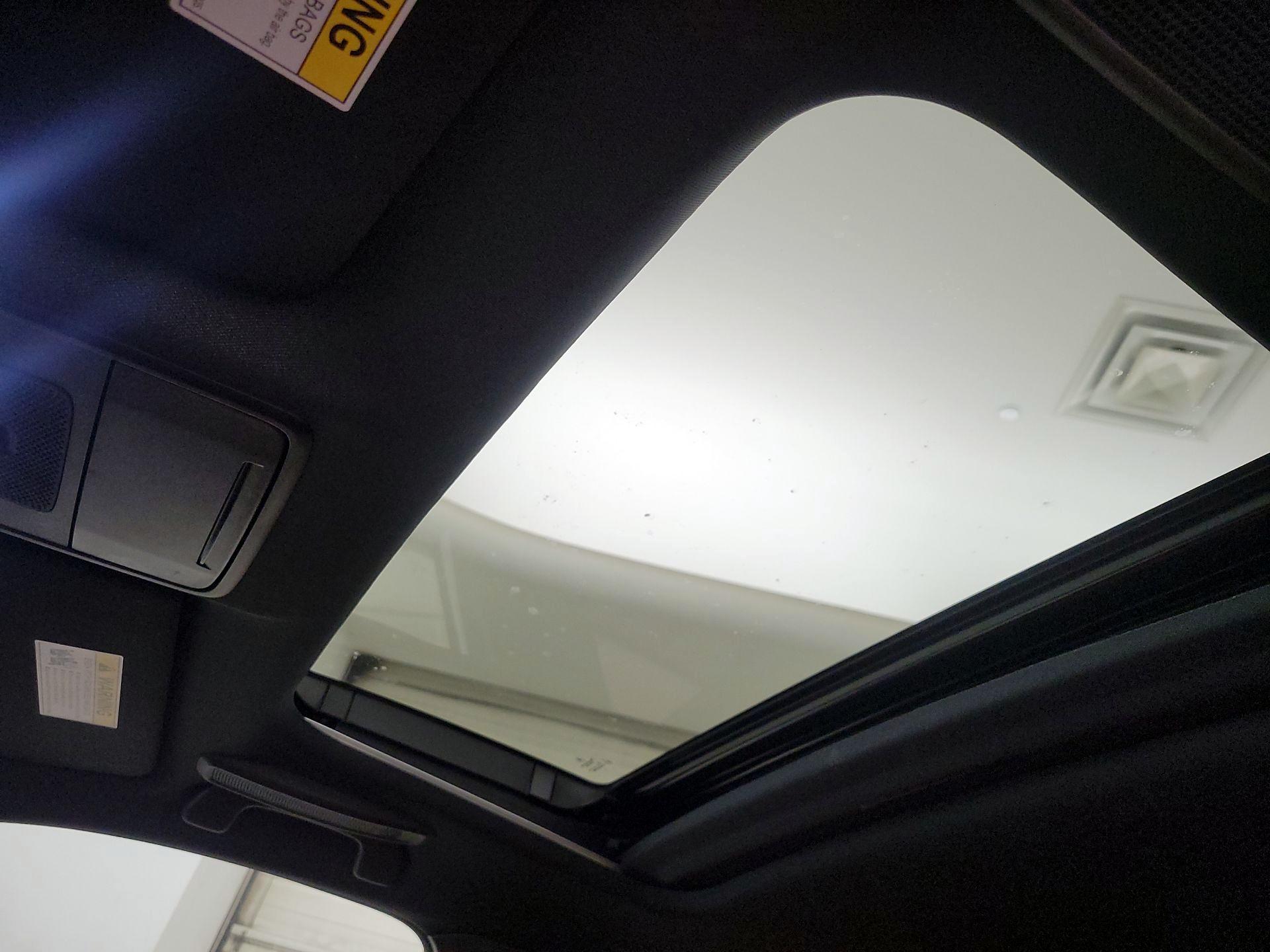 Thumbnail: 2023 Acura Integra - 19