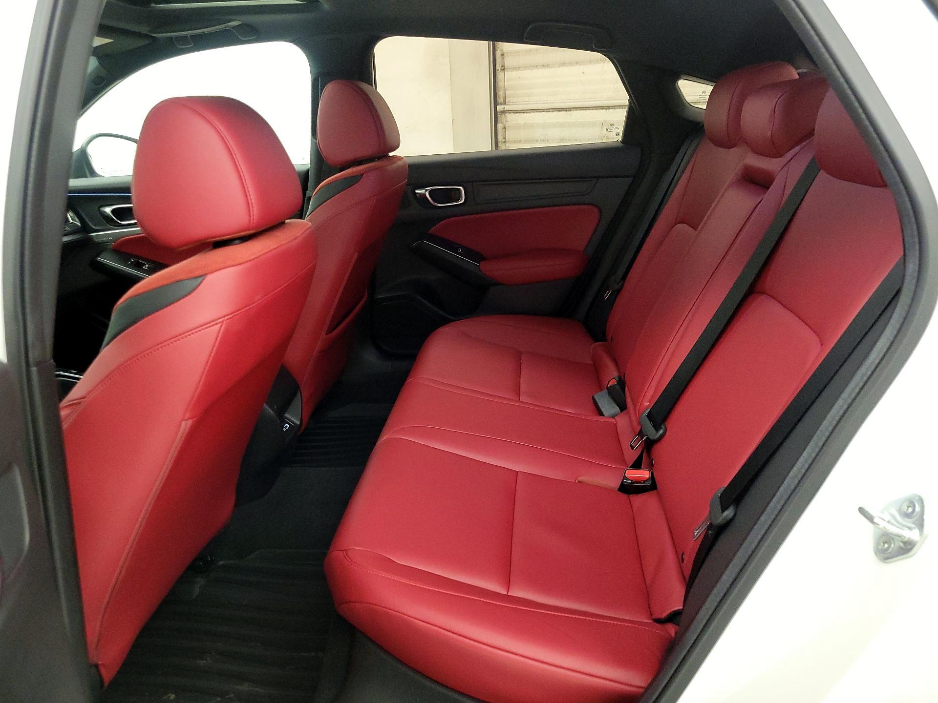 Thumbnail: 2023 Acura Integra - 20