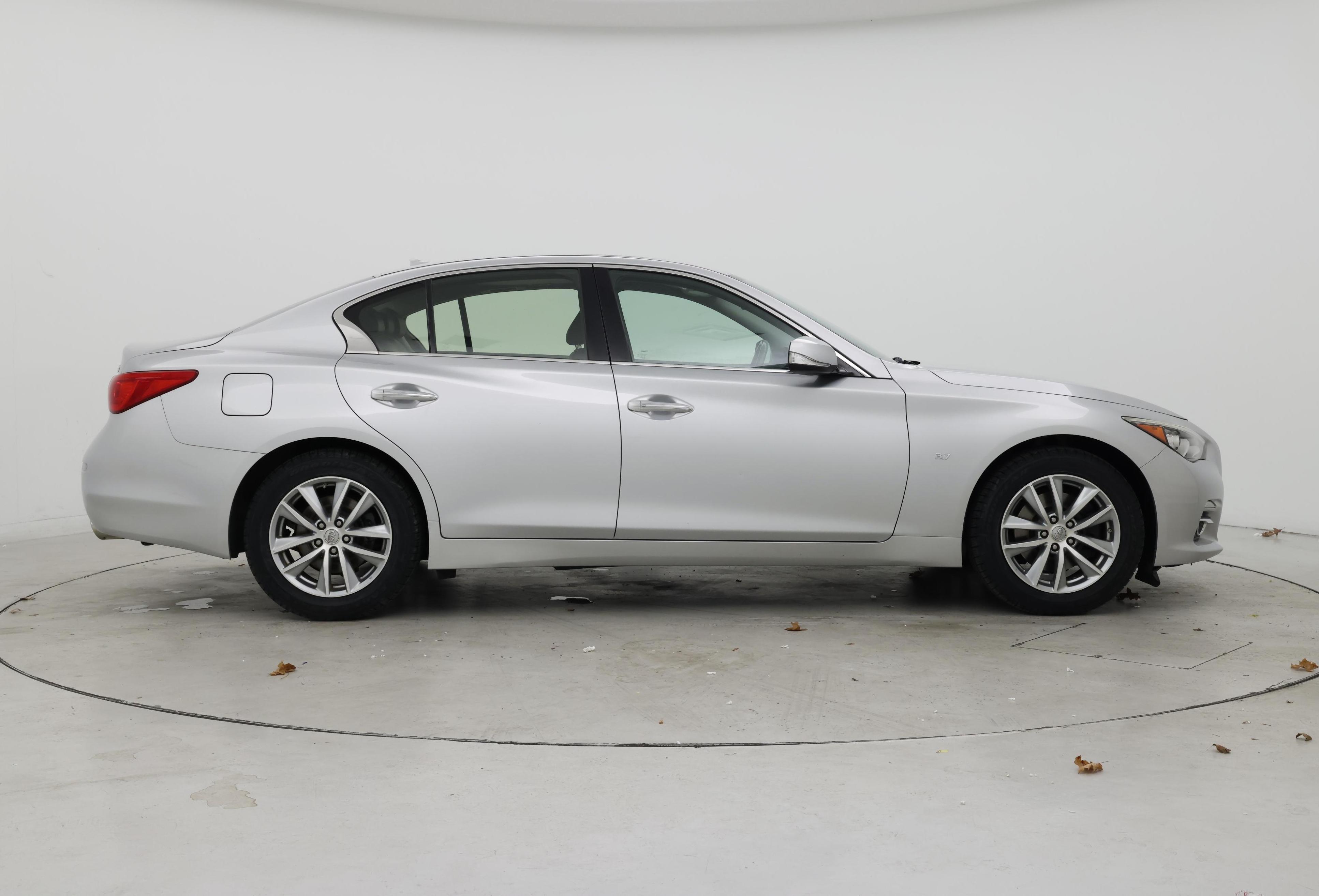 Thumbnail: 2015 INFINITI Q50 - 7