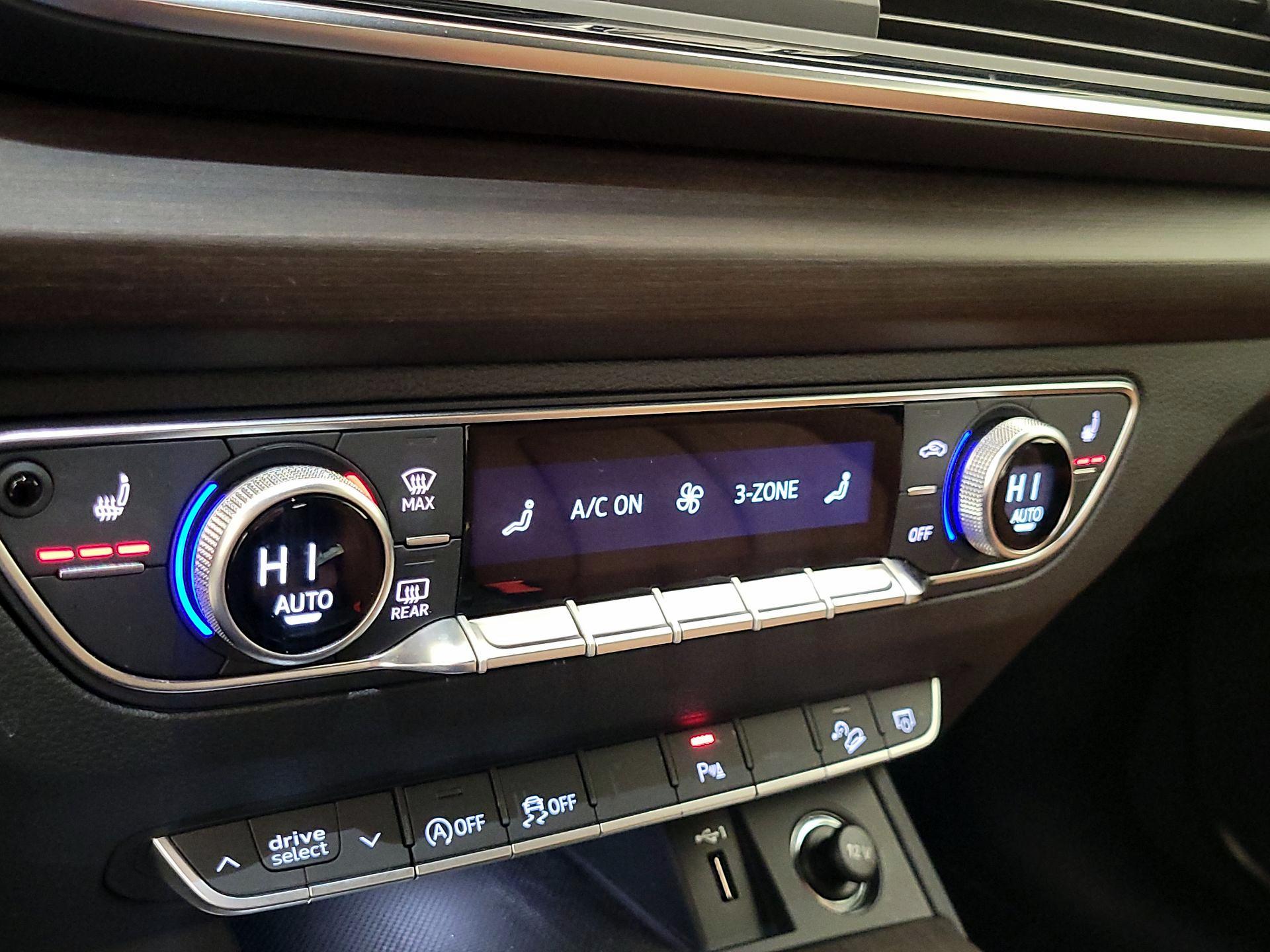 Thumbnail: 2023 Audi Q5 - 16