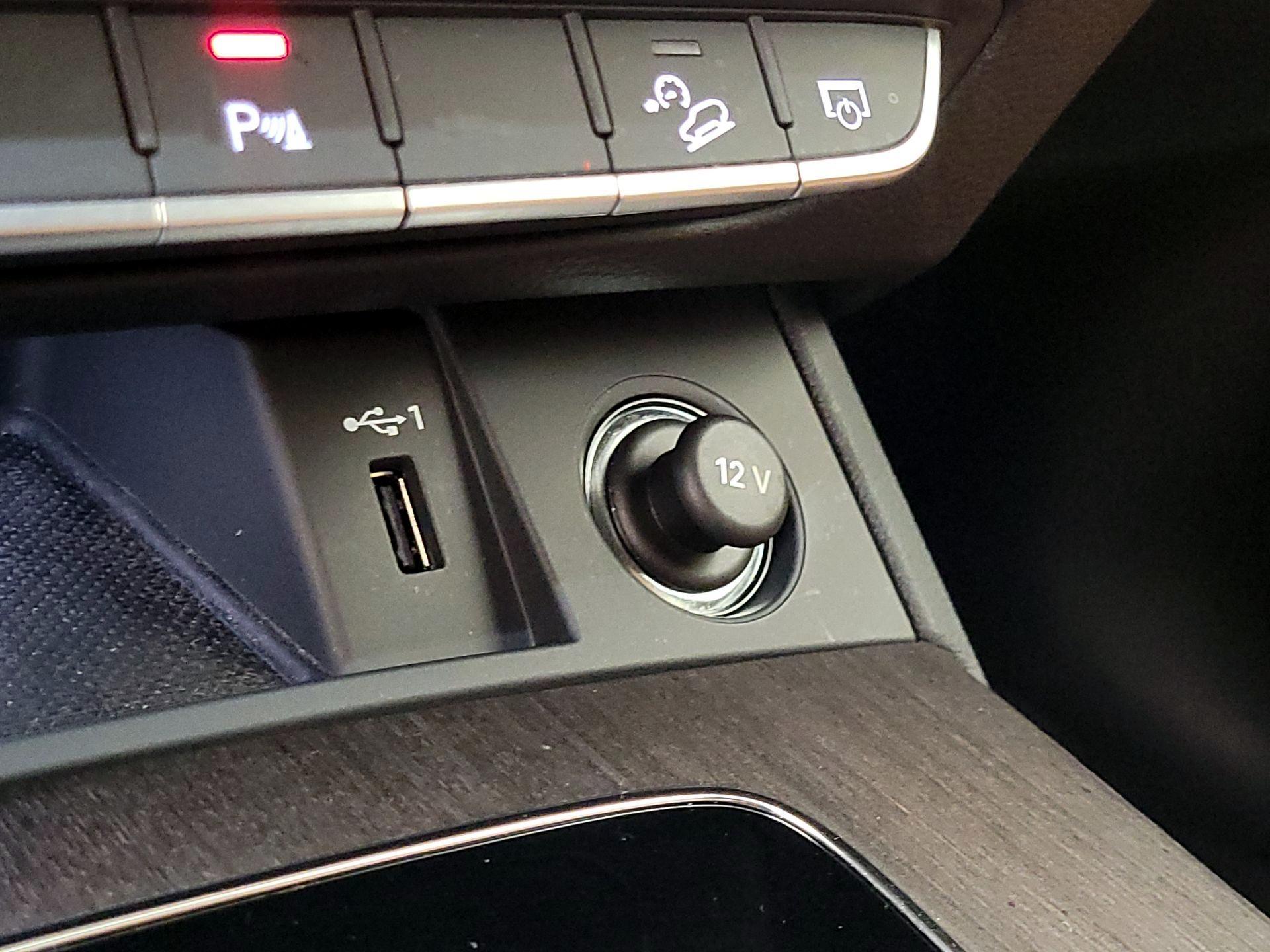 Thumbnail: 2023 Audi Q5 - 18