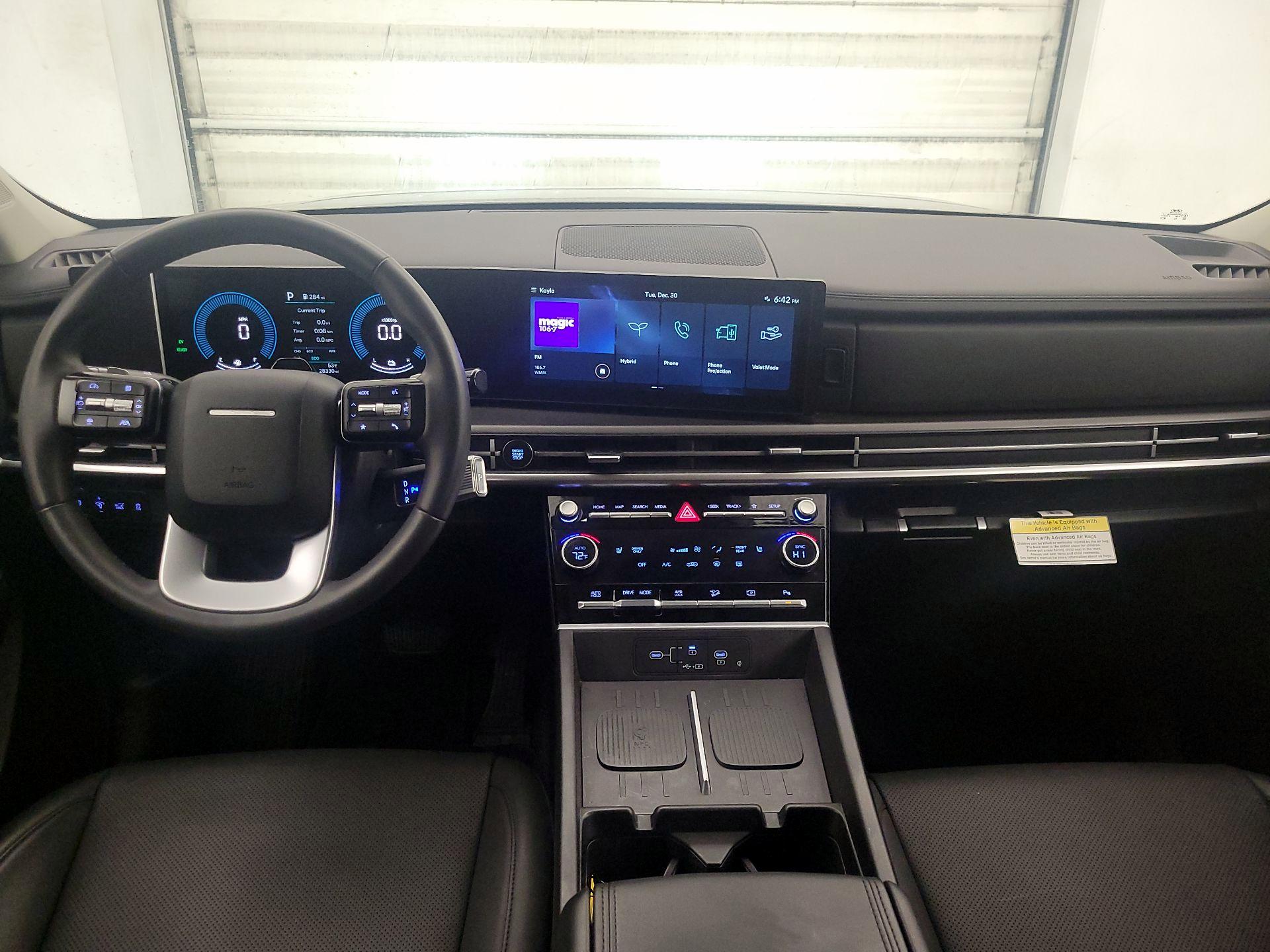 Thumbnail: 2024 Hyundai Santa Fe - 9