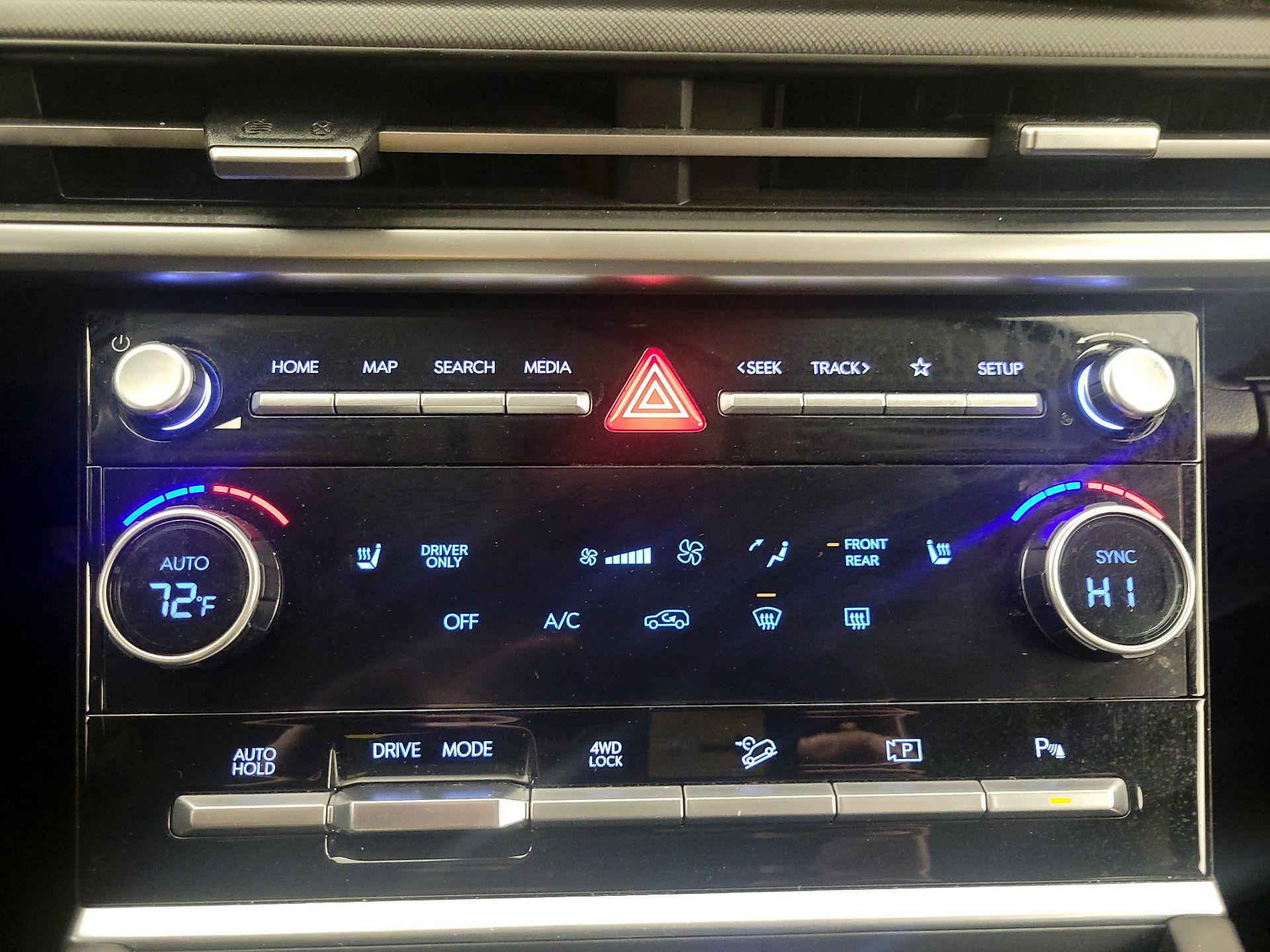 Thumbnail: 2024 Hyundai Santa Fe - 16