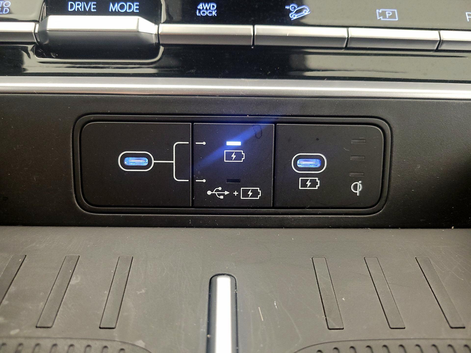 Thumbnail: 2024 Hyundai Santa Fe - 18