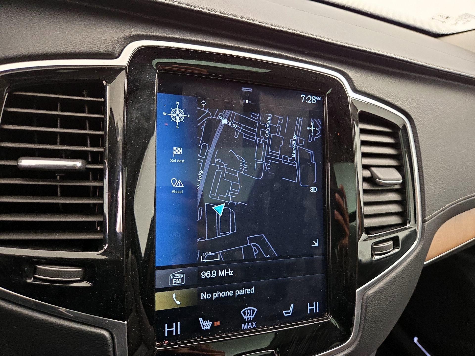 Thumbnail: 2019 Volvo XC90 - 14