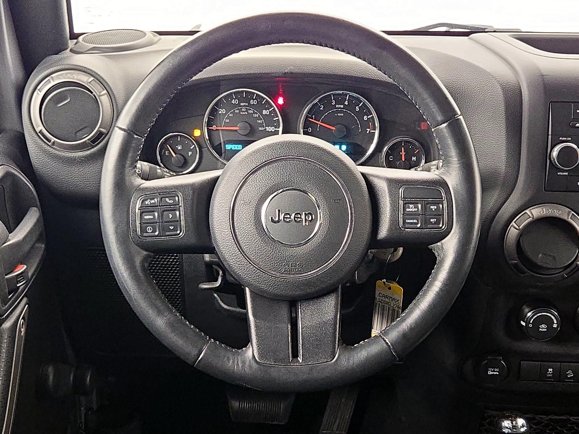 Thumbnail: 2016 Jeep Wrangler - 10