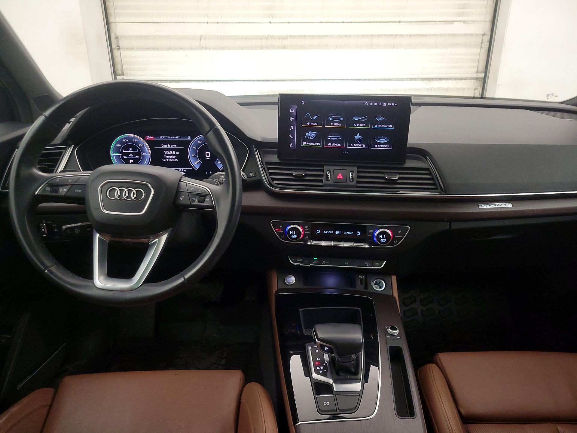 Thumbnail: 2023 Audi Q5 - 9