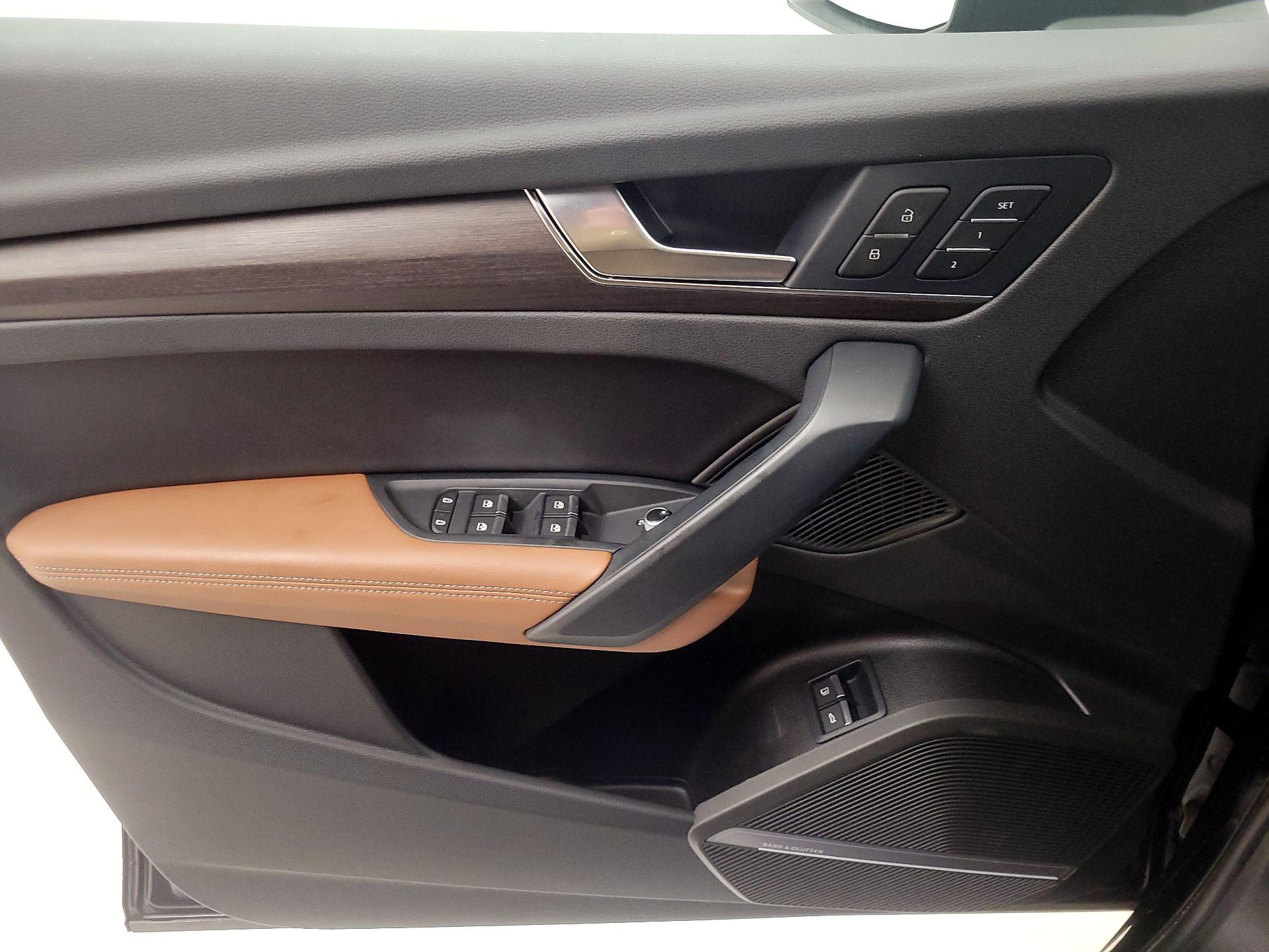 Thumbnail: 2023 Audi Q5 - 12