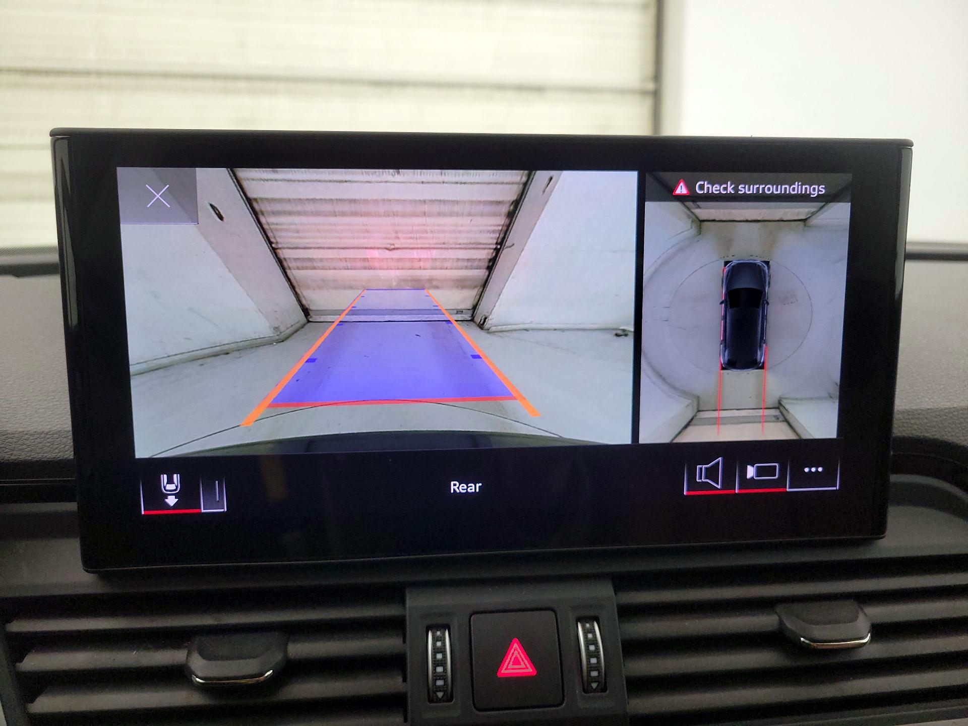 Thumbnail: 2023 Audi Q5 - 14