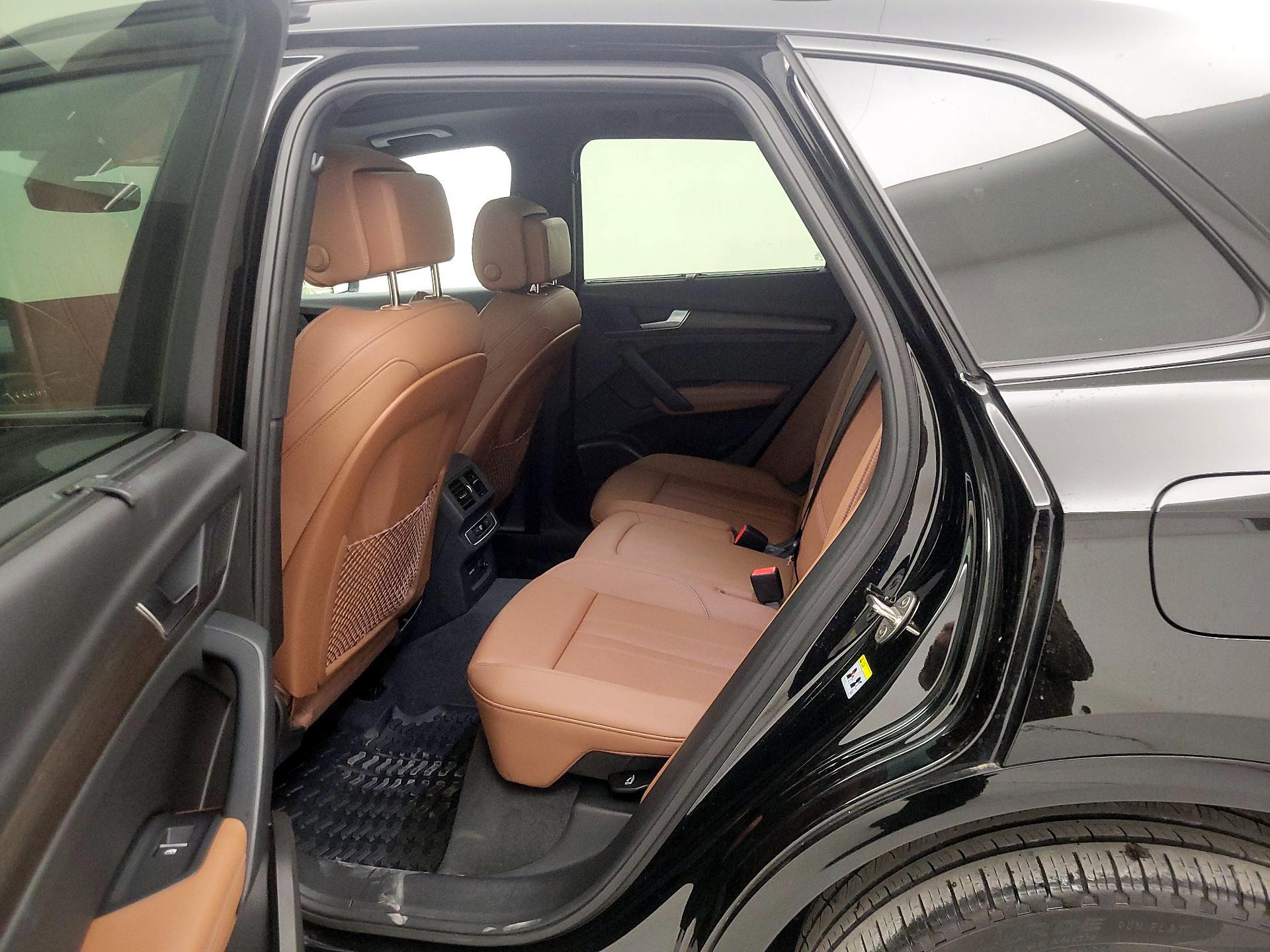 Thumbnail: 2023 Audi Q5 - 20