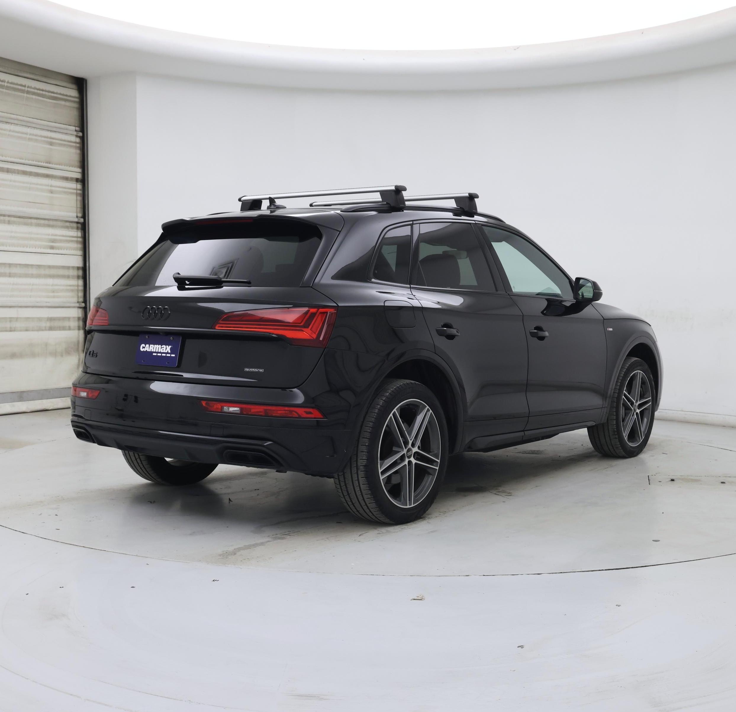 Thumbnail: 2023 Audi Q5 - 8