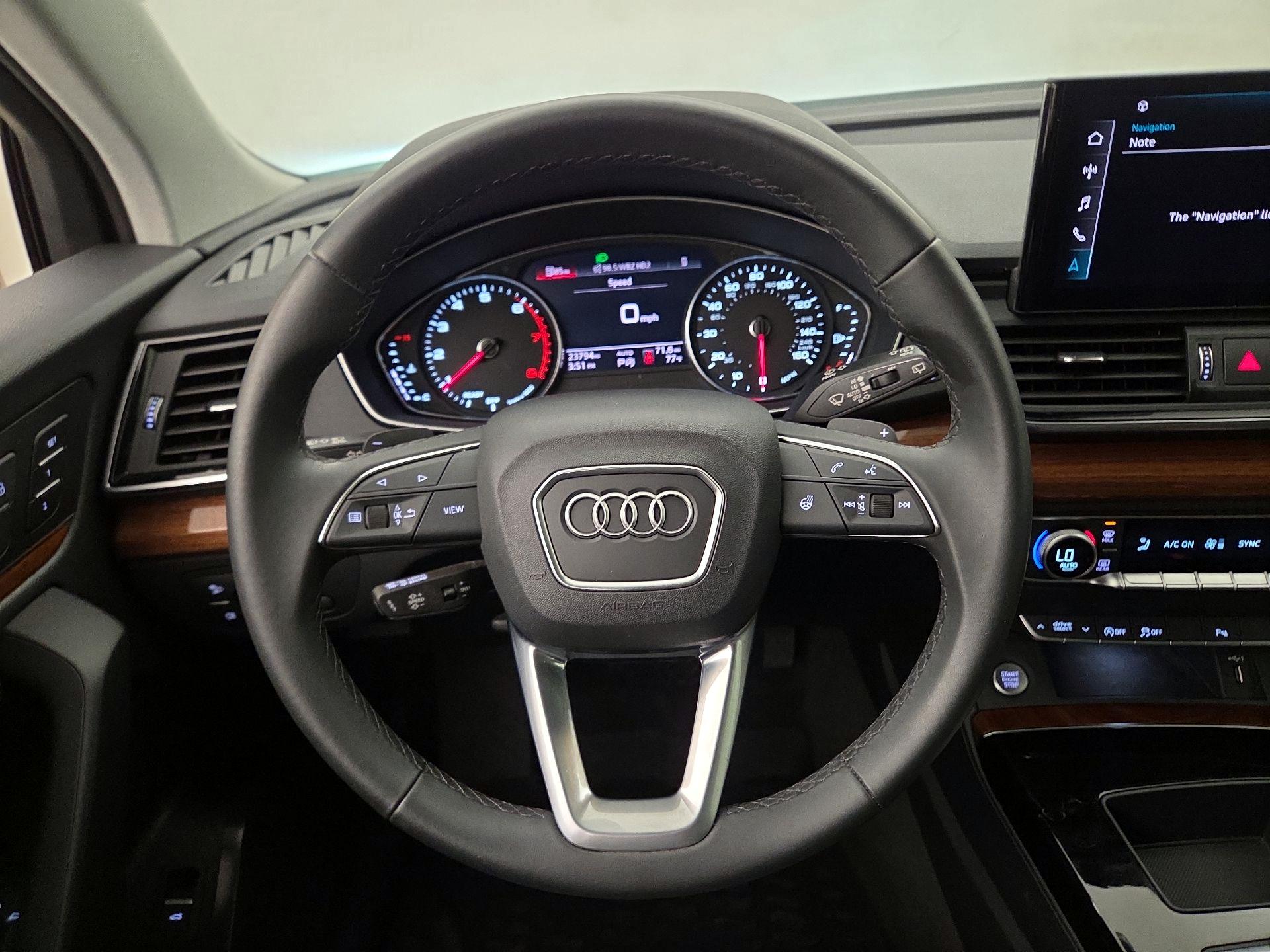 Thumbnail: 2023 Audi Q5 - 10