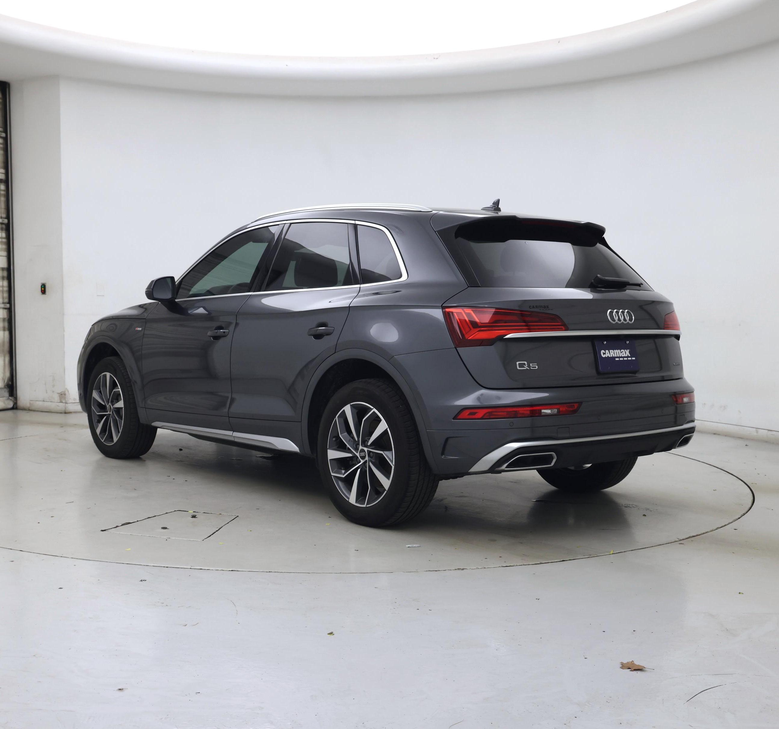 Thumbnail: 2023 Audi Q5 - 2