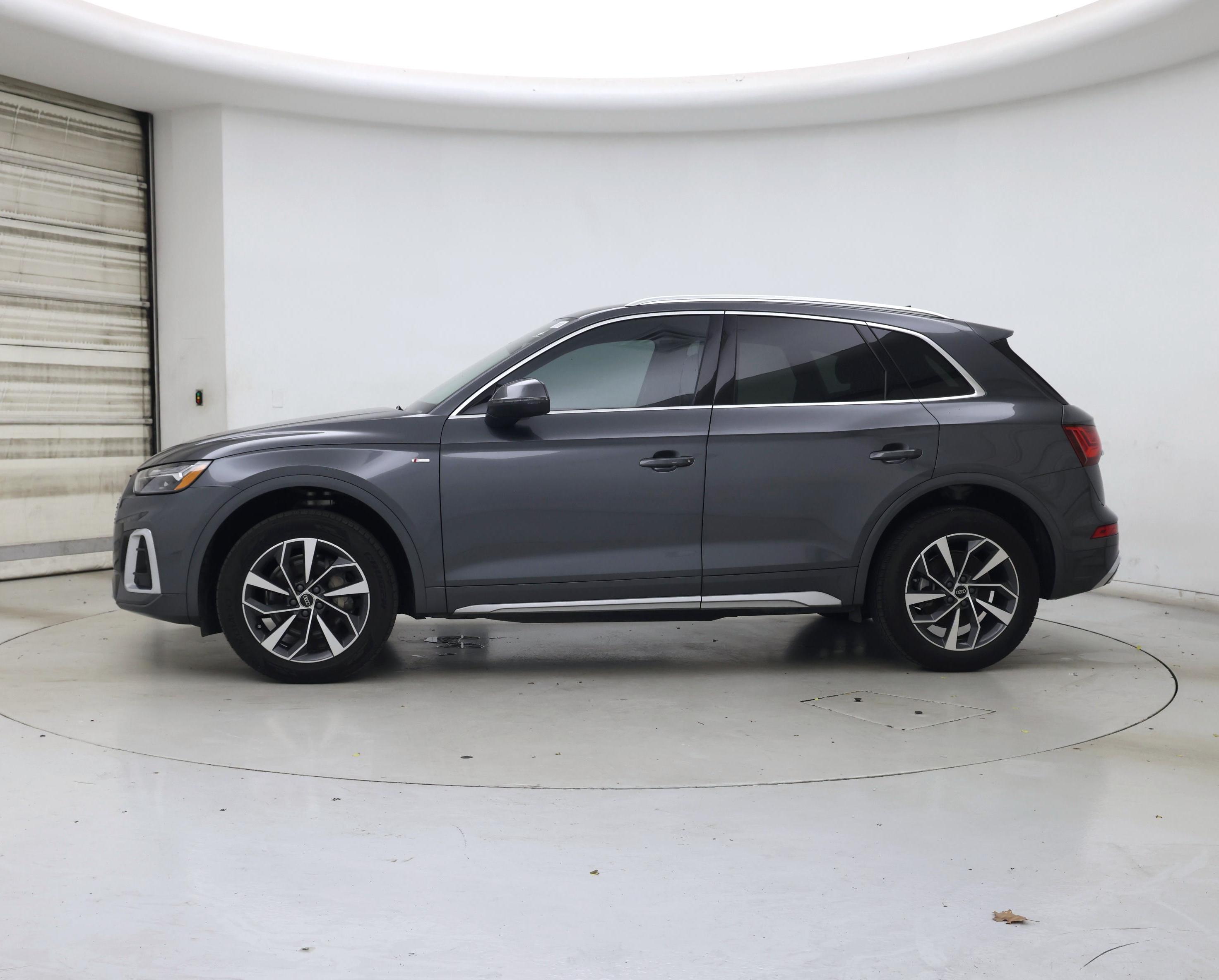 Thumbnail: 2023 Audi Q5 - 3