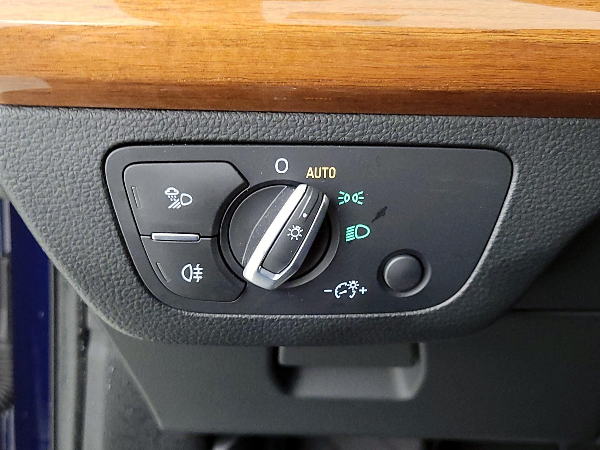 Thumbnail: 2022 Audi Q5 - 13