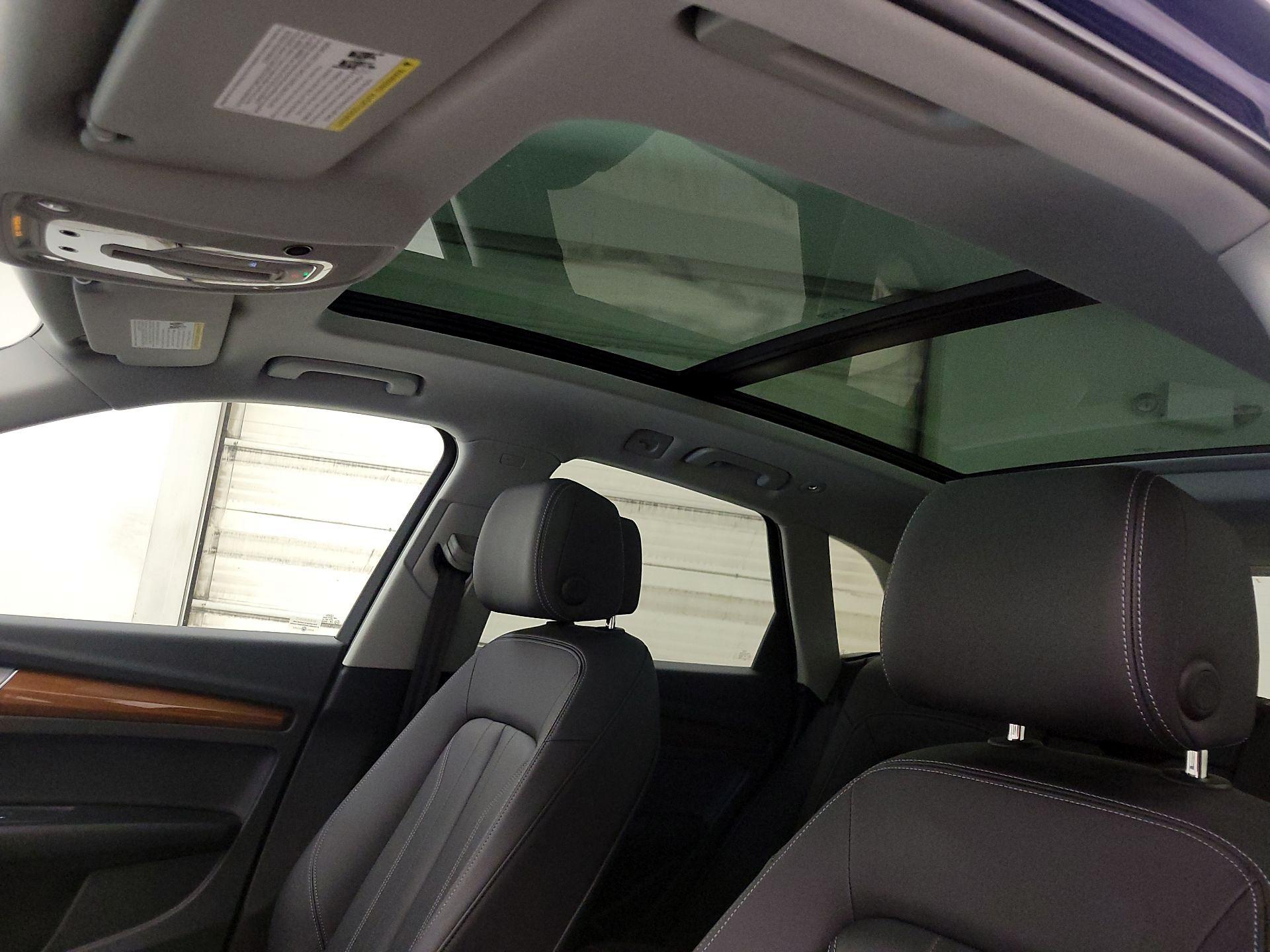 Thumbnail: 2022 Audi Q5 - 19