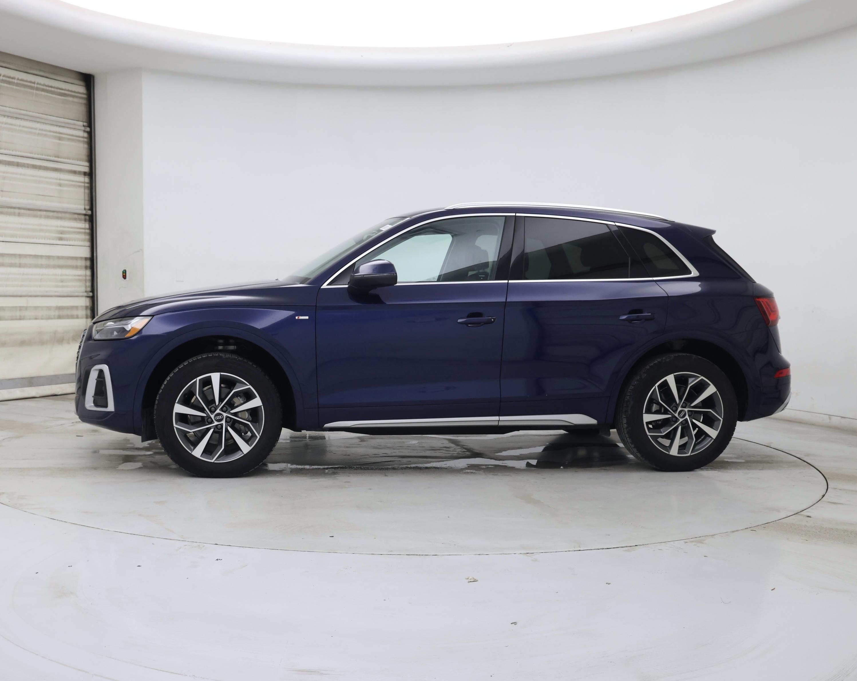 Thumbnail: 2022 Audi Q5 - 3