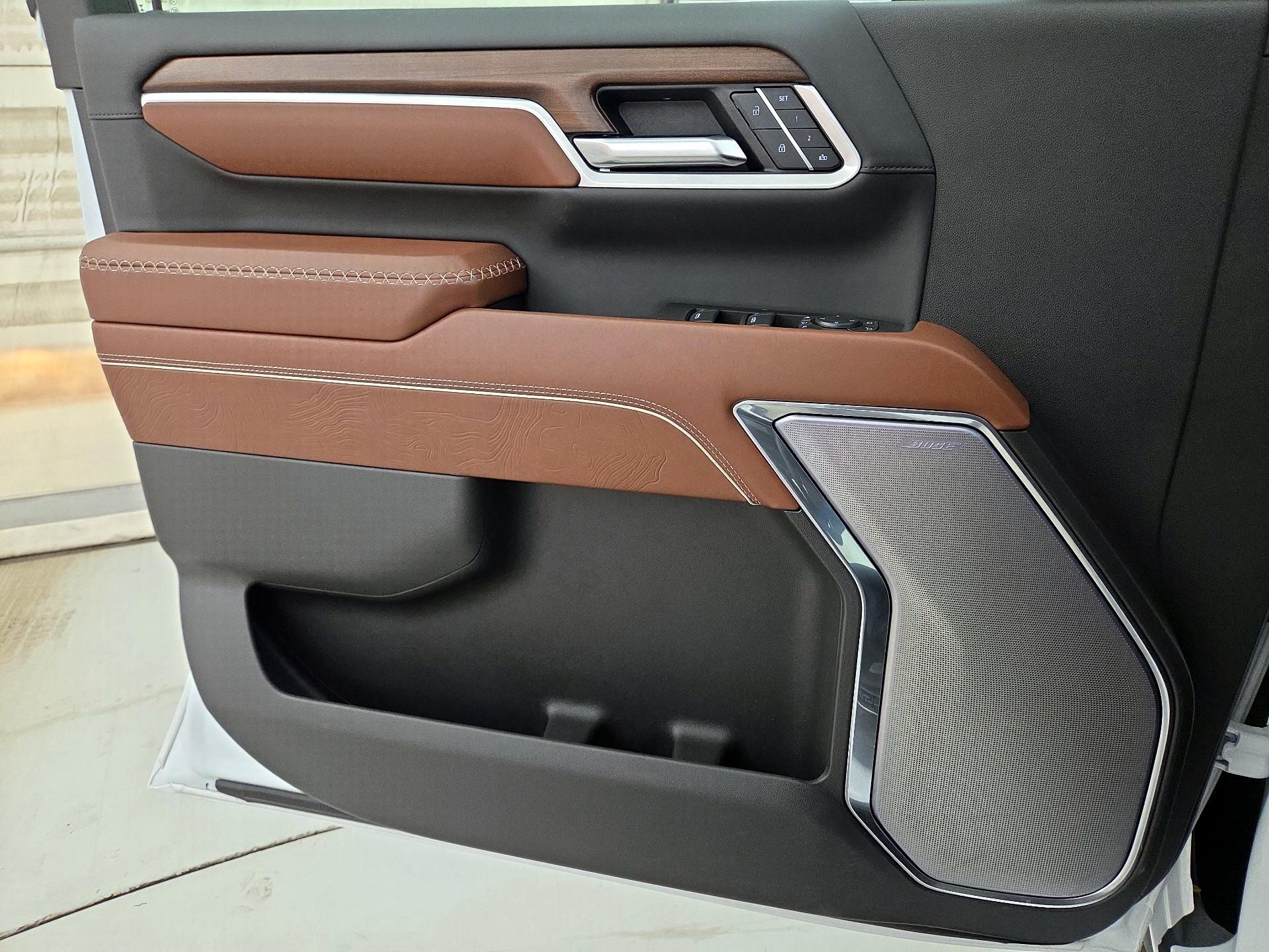 Thumbnail: 2025 GMC Sierra 2500 - 12