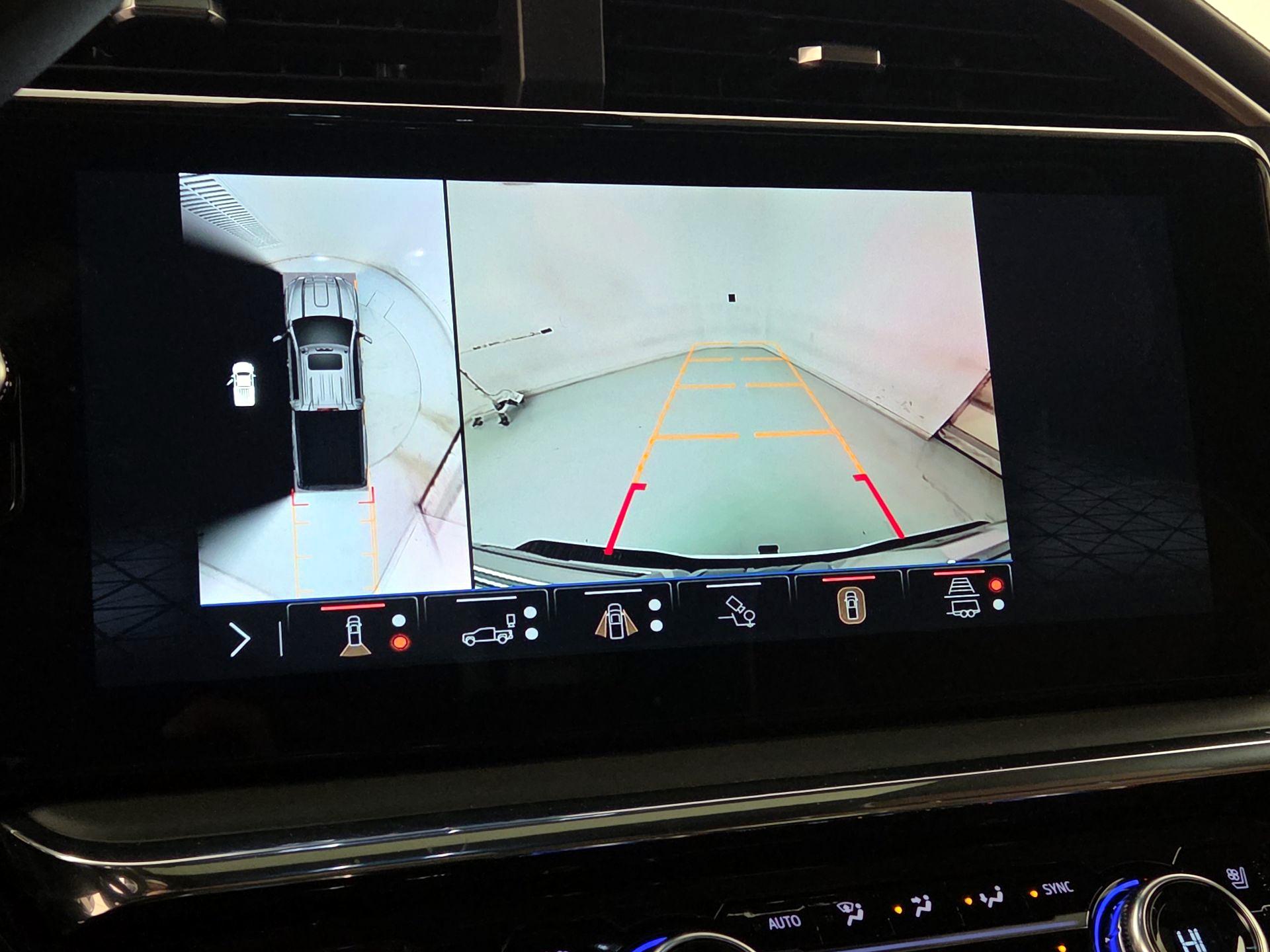 Thumbnail: 2025 GMC Sierra 2500 - 14