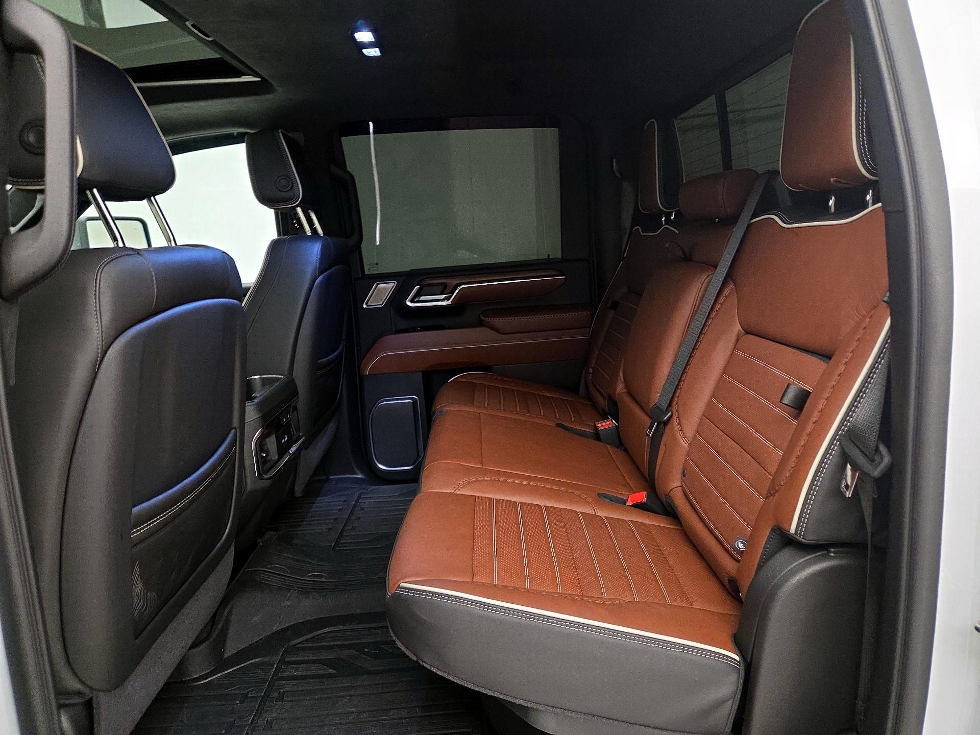 Thumbnail: 2025 GMC Sierra 2500 - 20