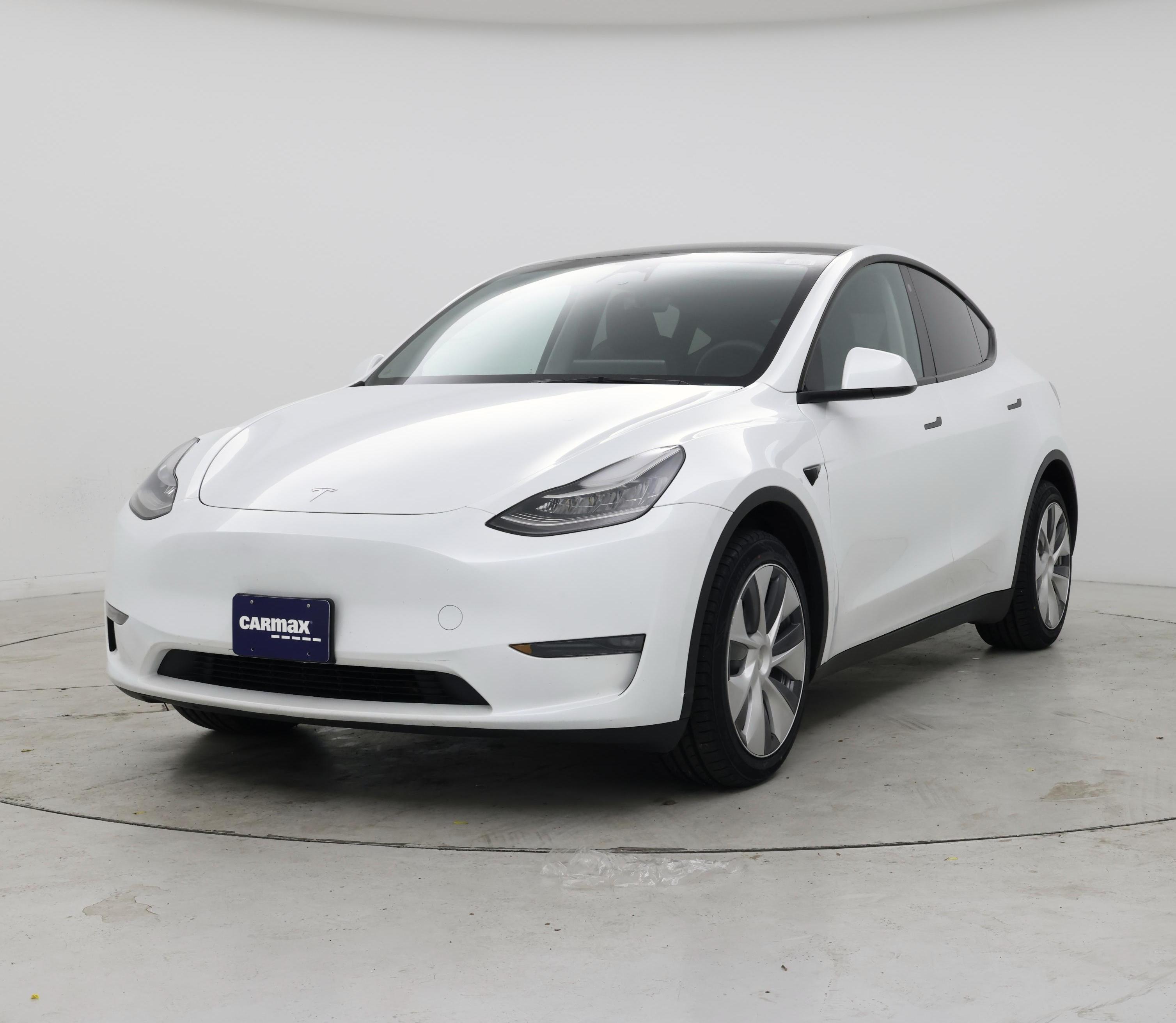 Thumbnail: 2023 Tesla Model Y - 4