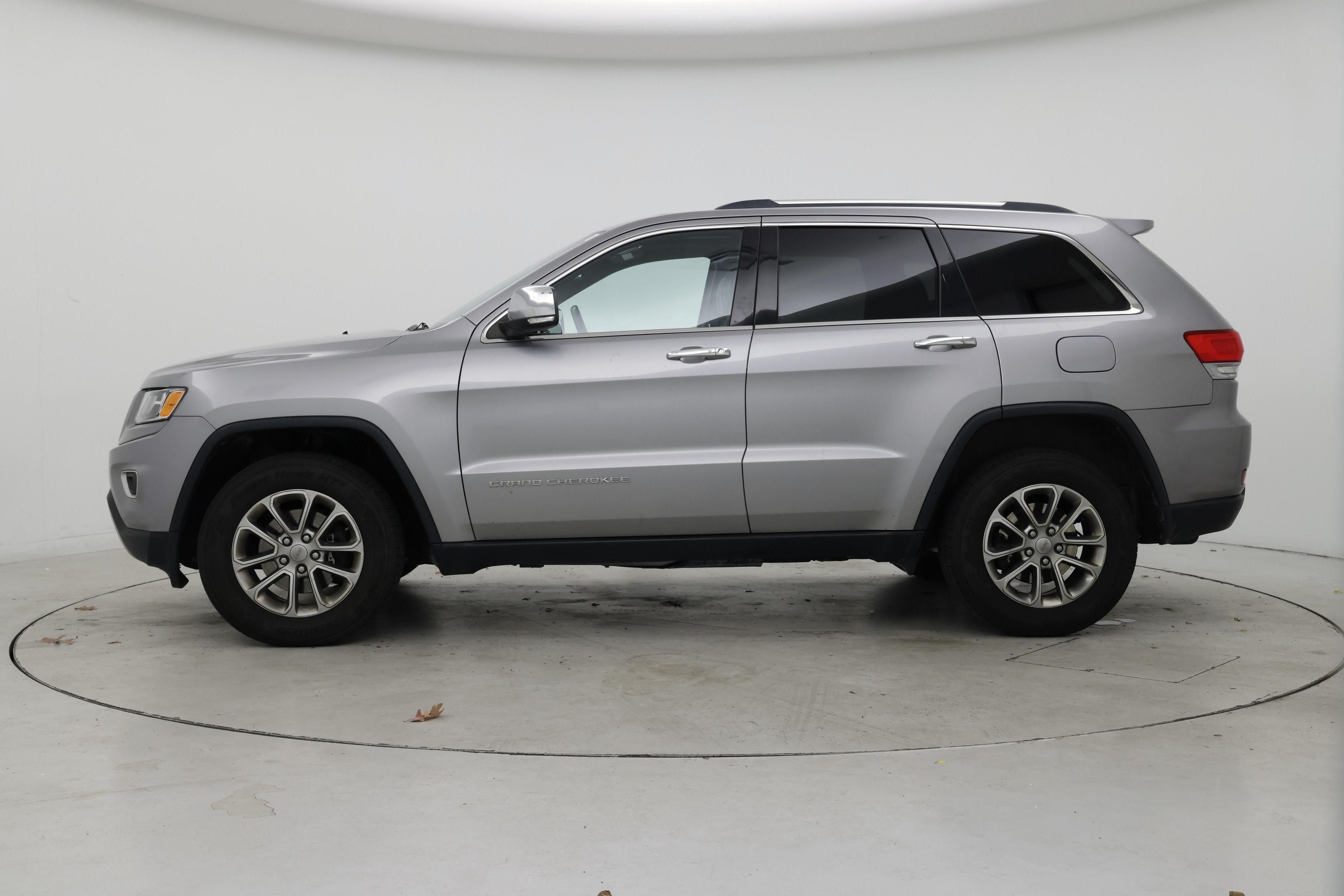 Thumbnail: 2015 Jeep Grand Cherokee - 3