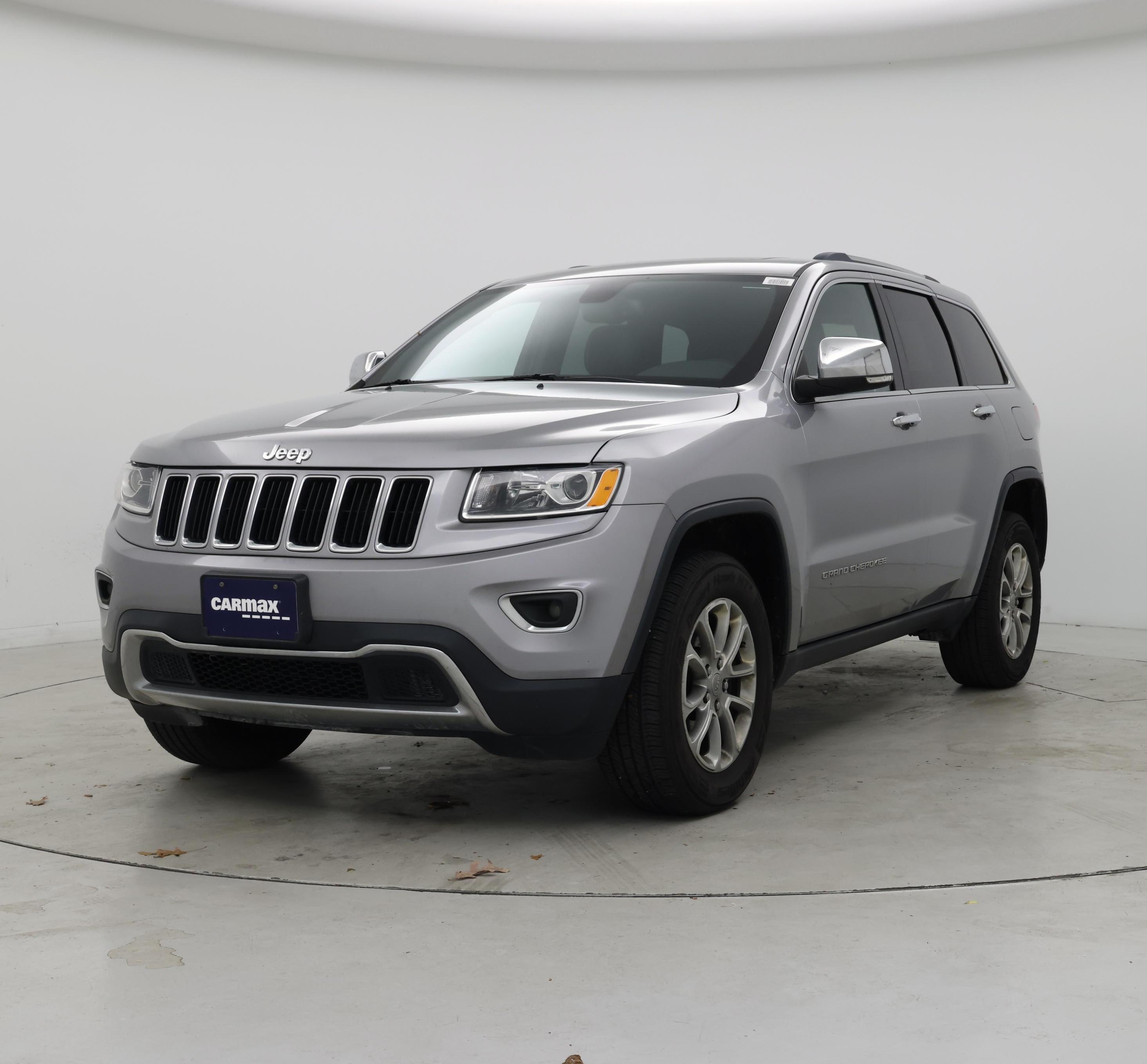 Thumbnail: 2015 Jeep Grand Cherokee - 4
