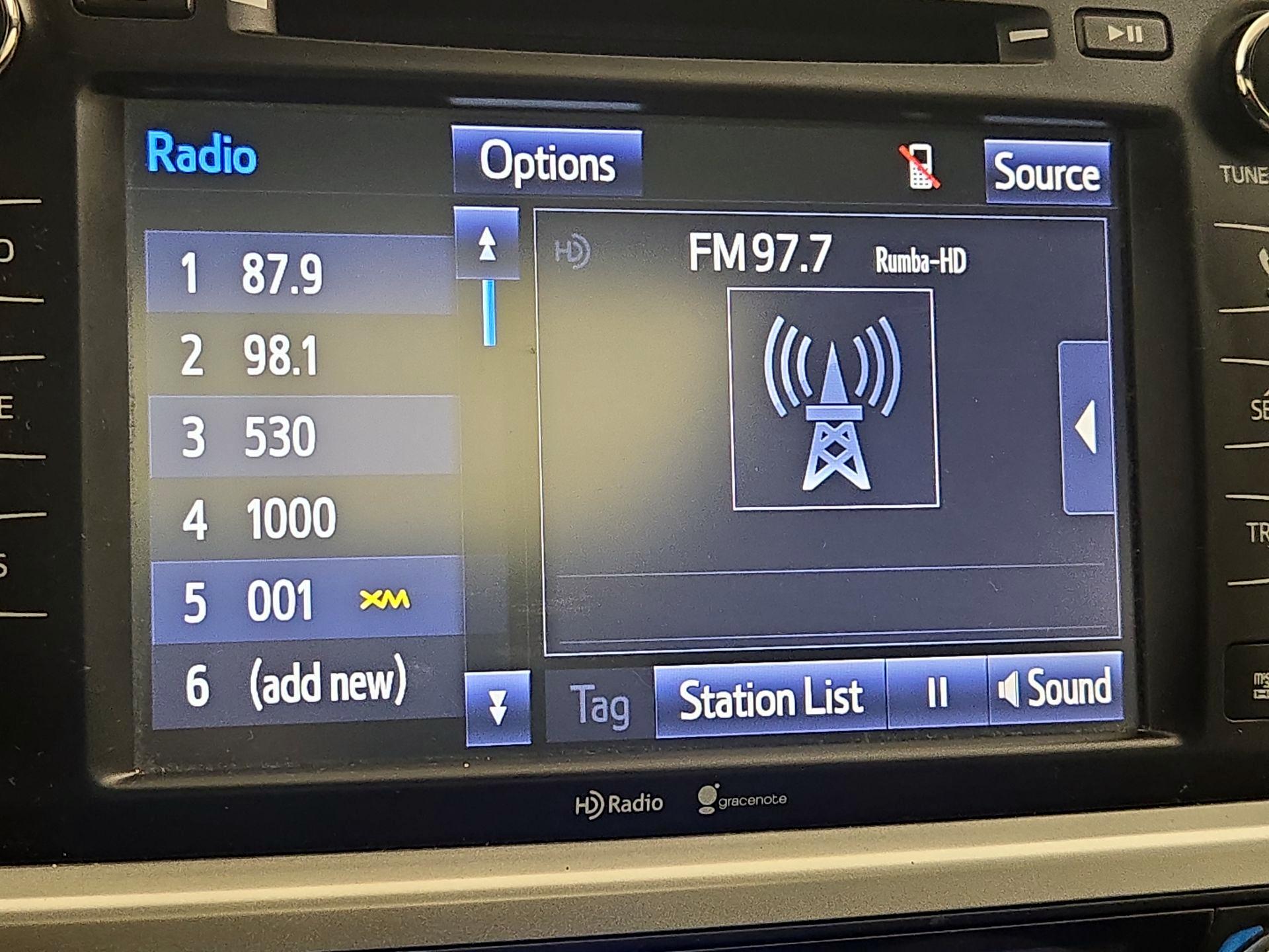 Thumbnail: 2015 Toyota Highlander - 15