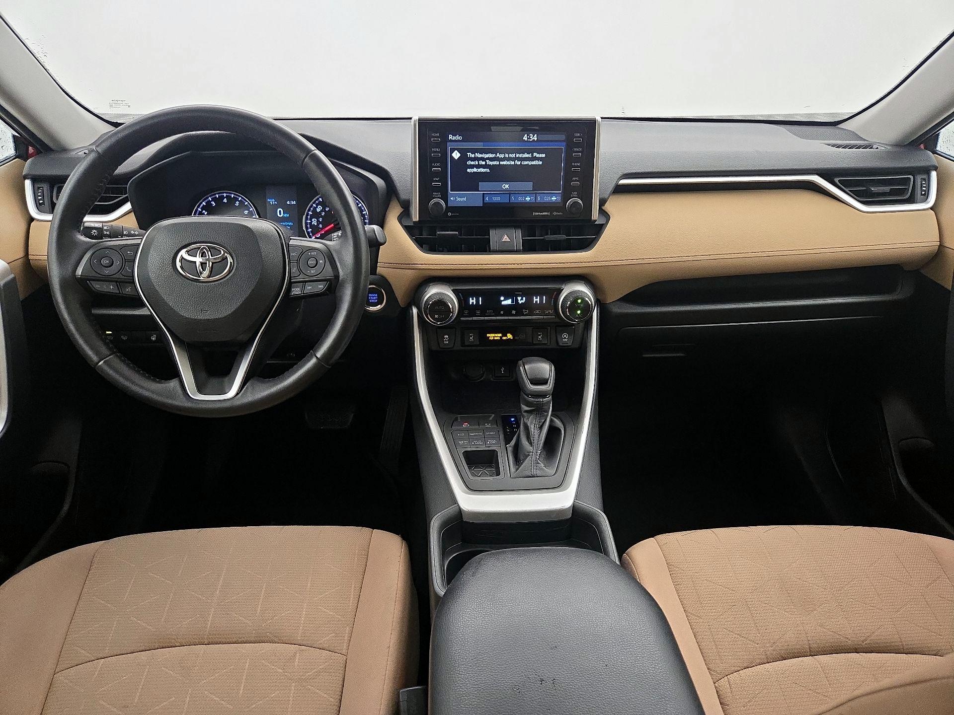 Thumbnail: 2020 Toyota RAV4 - 9