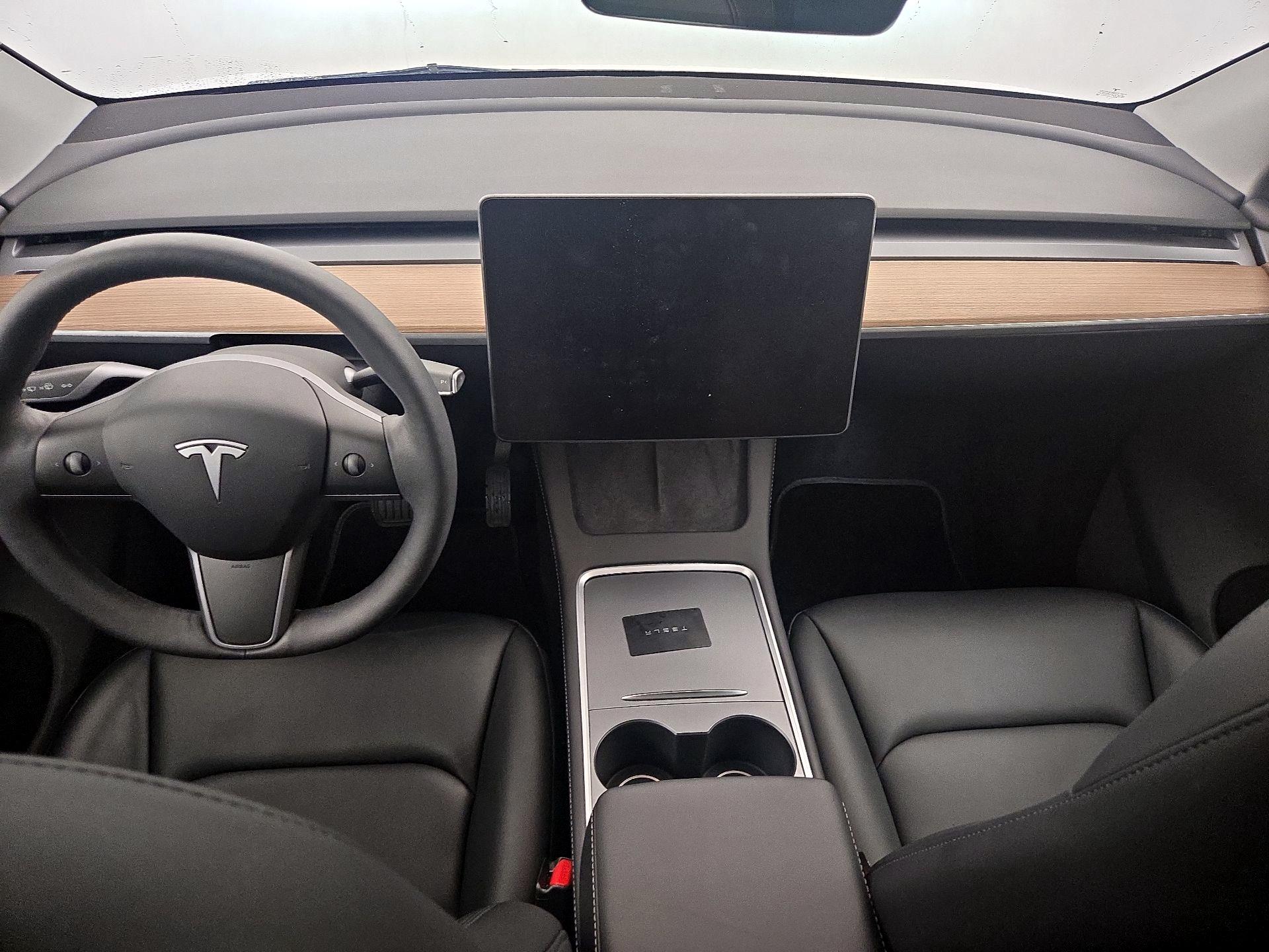 Thumbnail: 2023 Tesla Model Y - 9