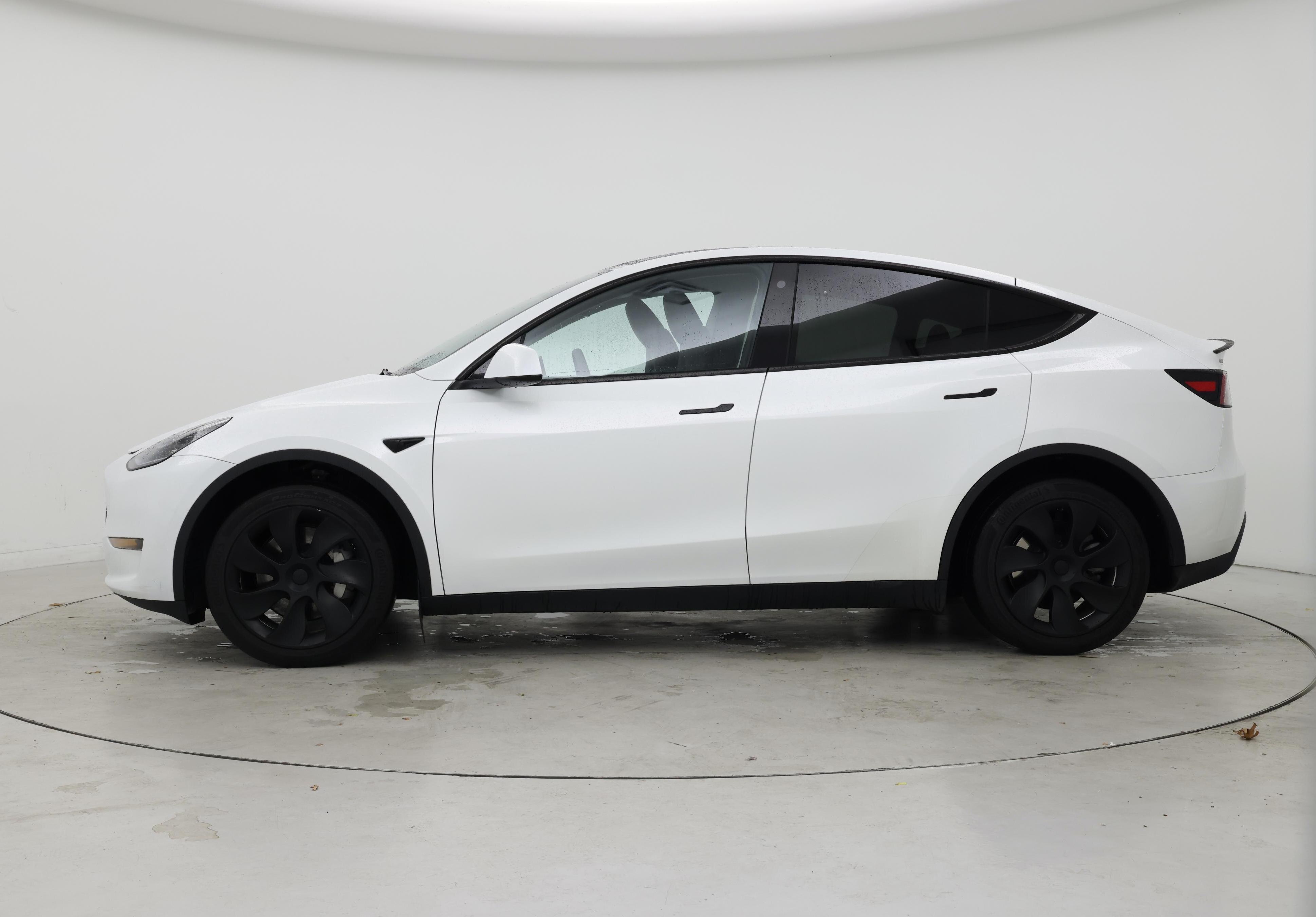 Thumbnail: 2023 Tesla Model Y - 3