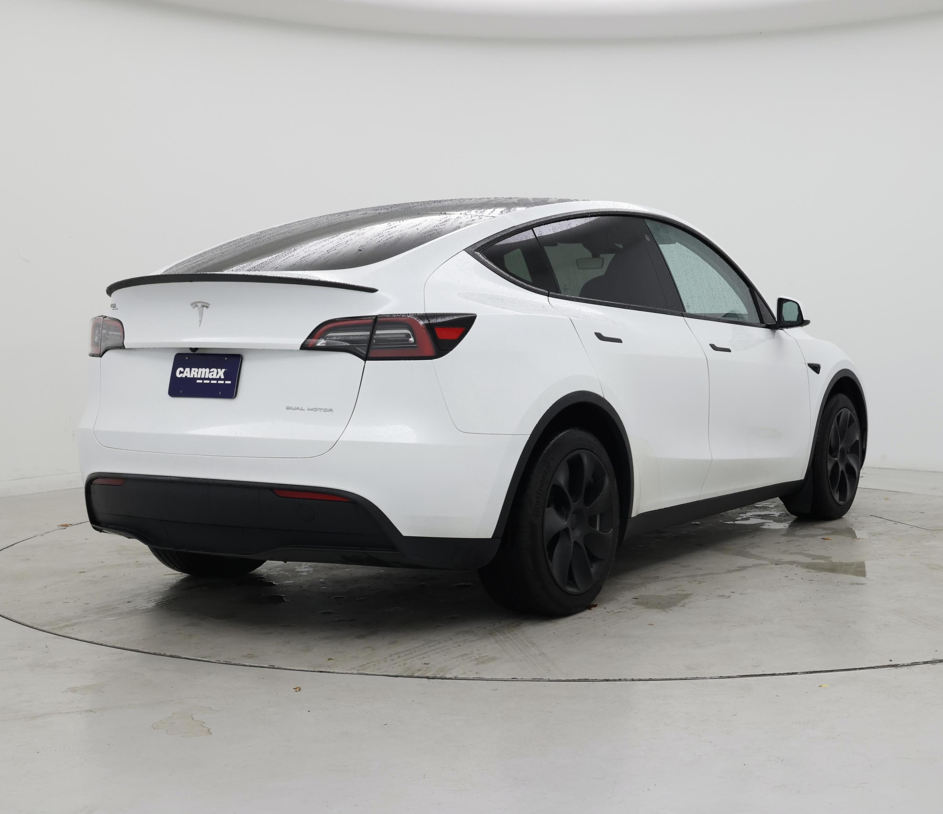 Thumbnail: 2023 Tesla Model Y - 8