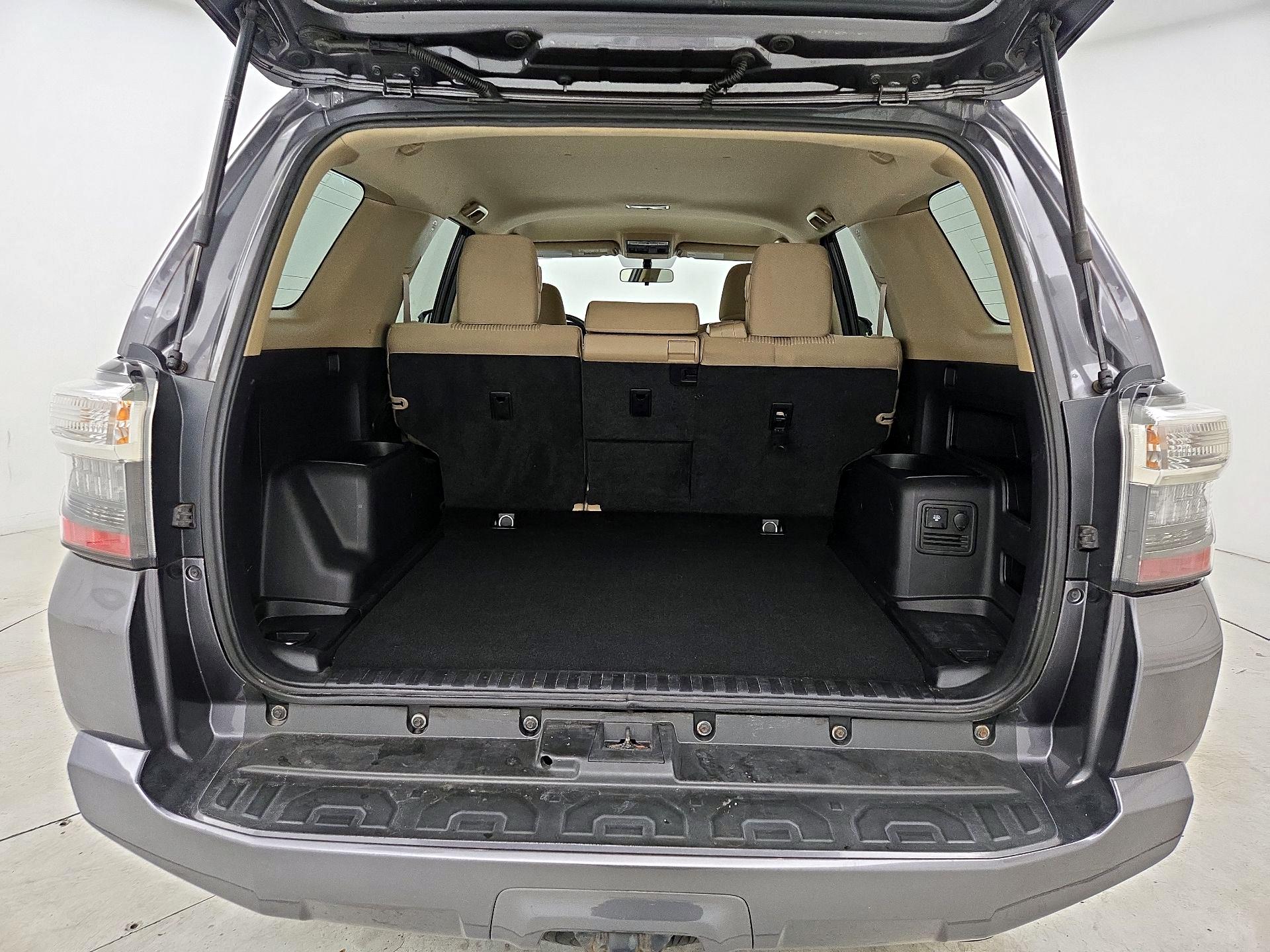 Thumbnail: 2015 Toyota 4Runner - 20