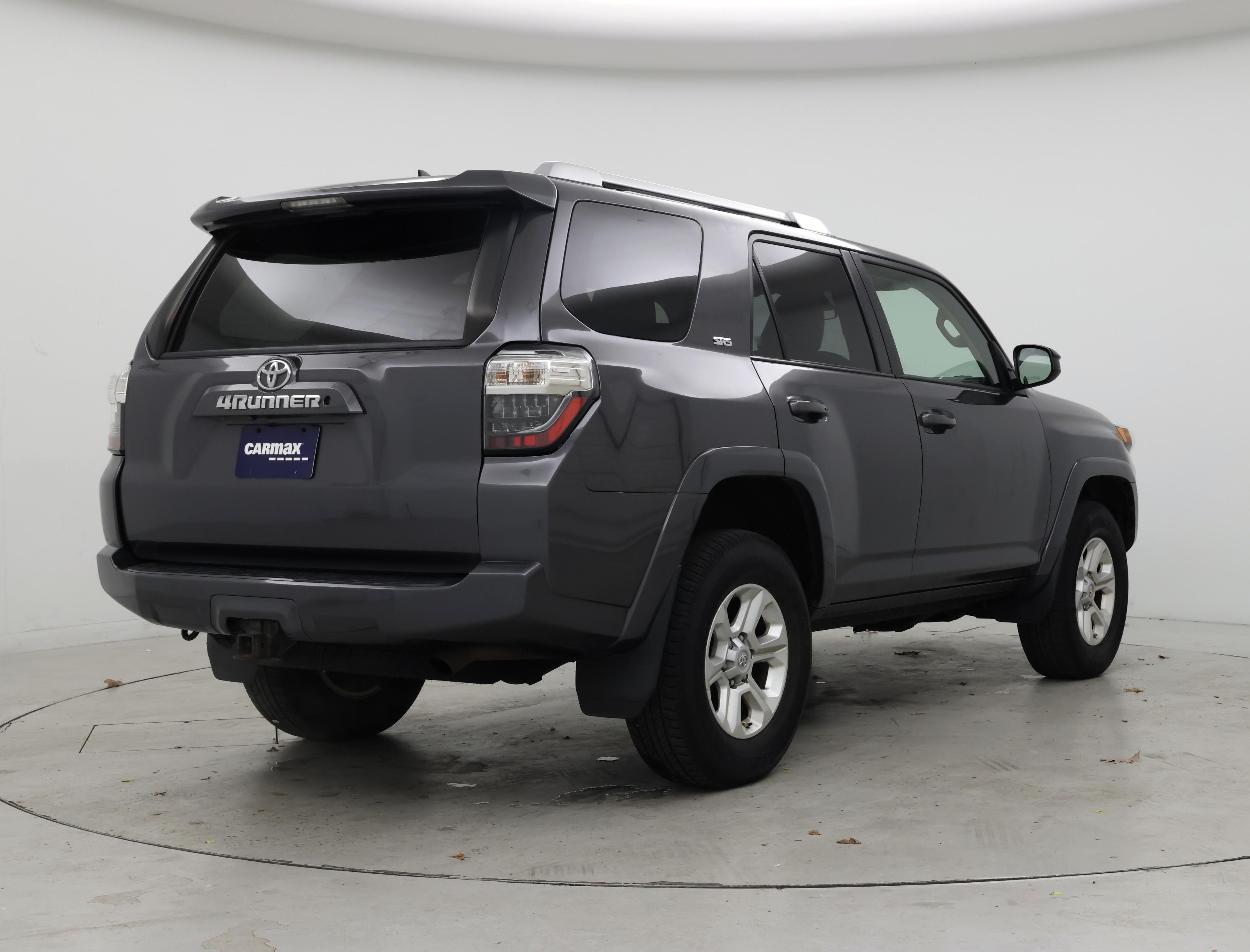 Thumbnail: 2015 Toyota 4Runner - 8