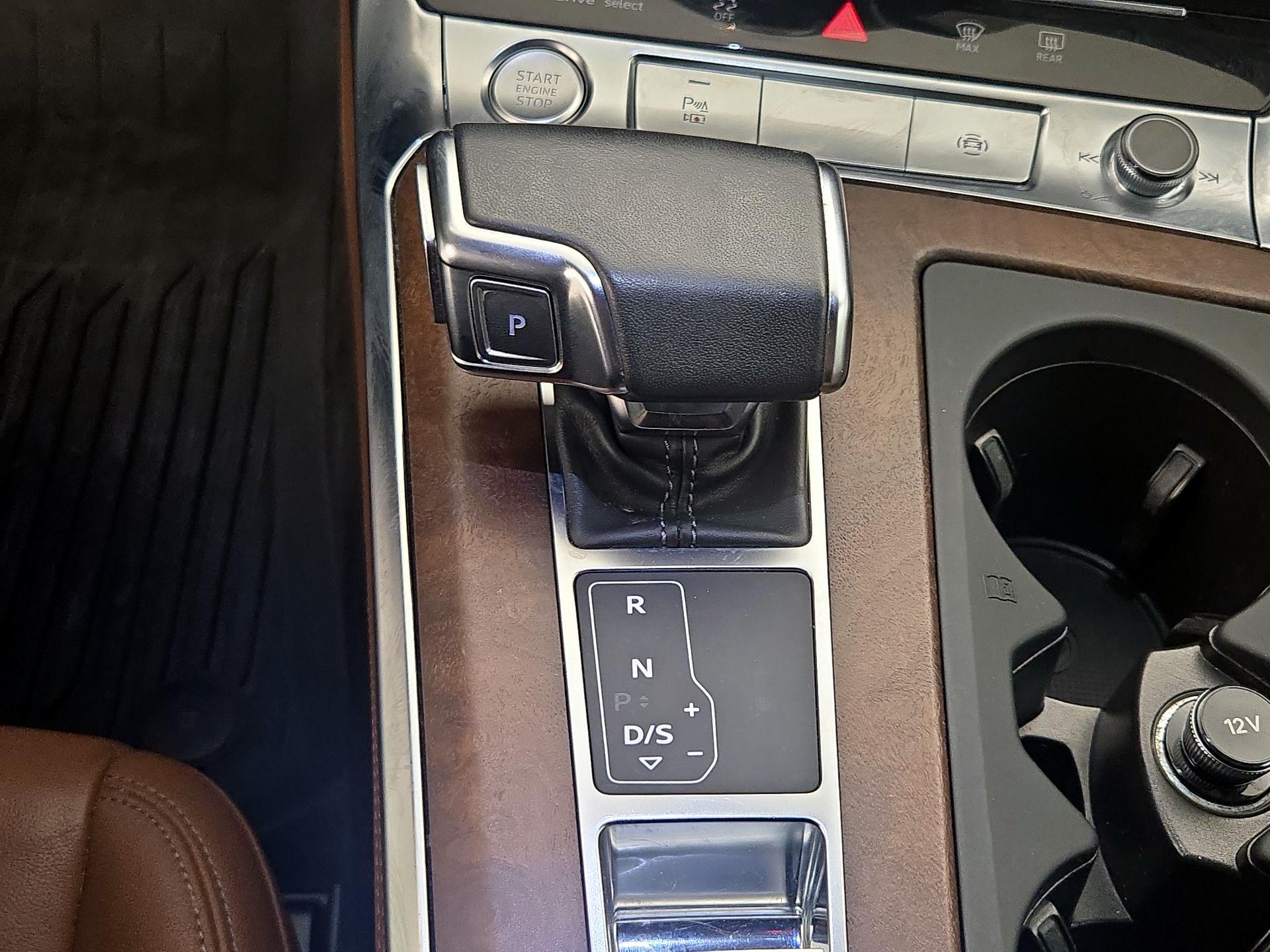 Thumbnail: 2019 Audi A6 - 18