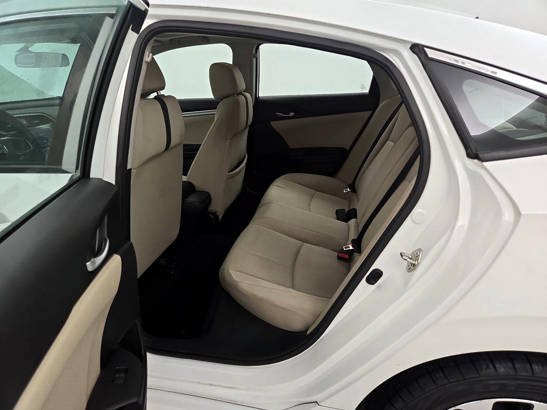 Thumbnail: 2016 Honda Civic - 20