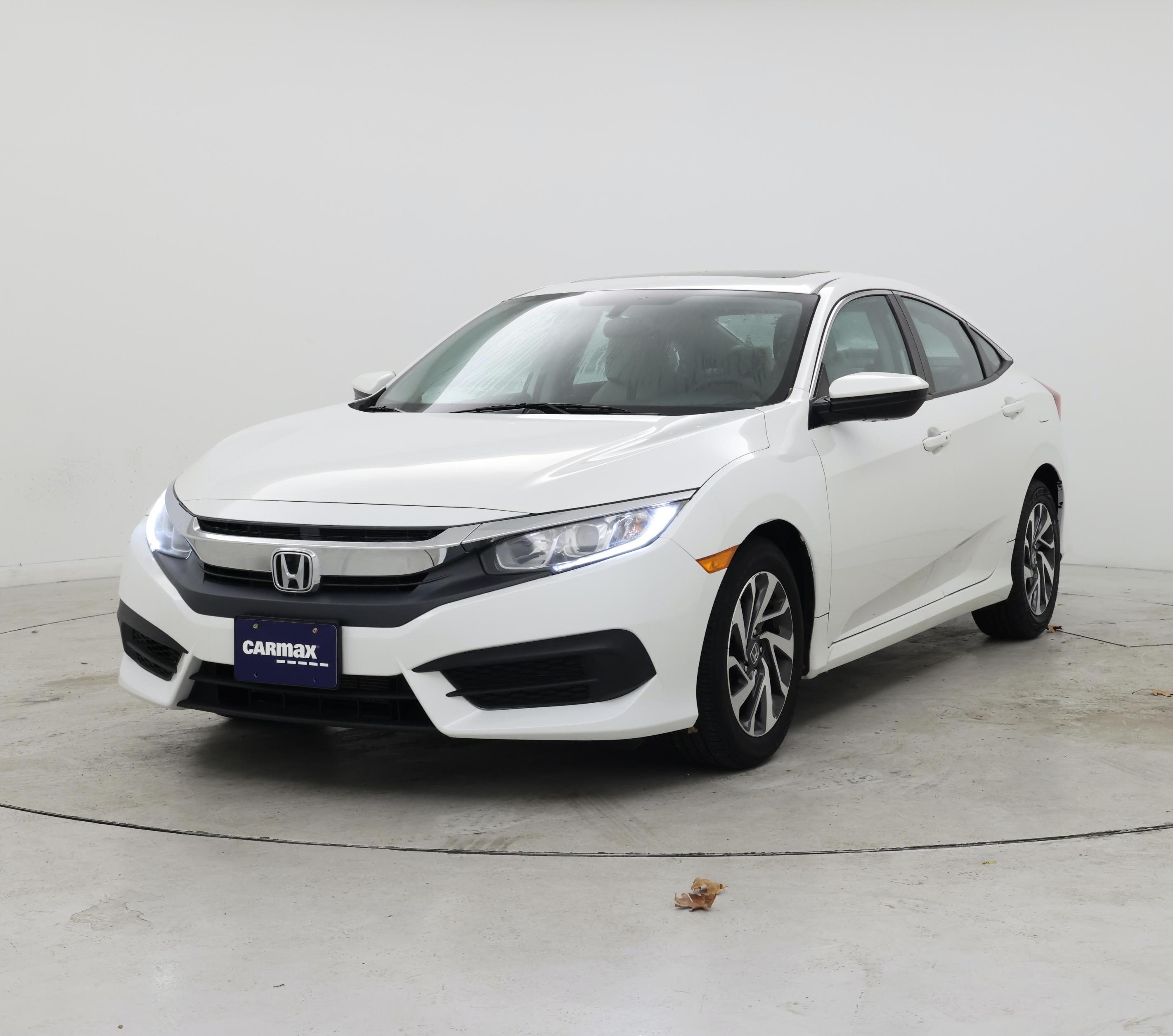 Thumbnail: 2016 Honda Civic - 4