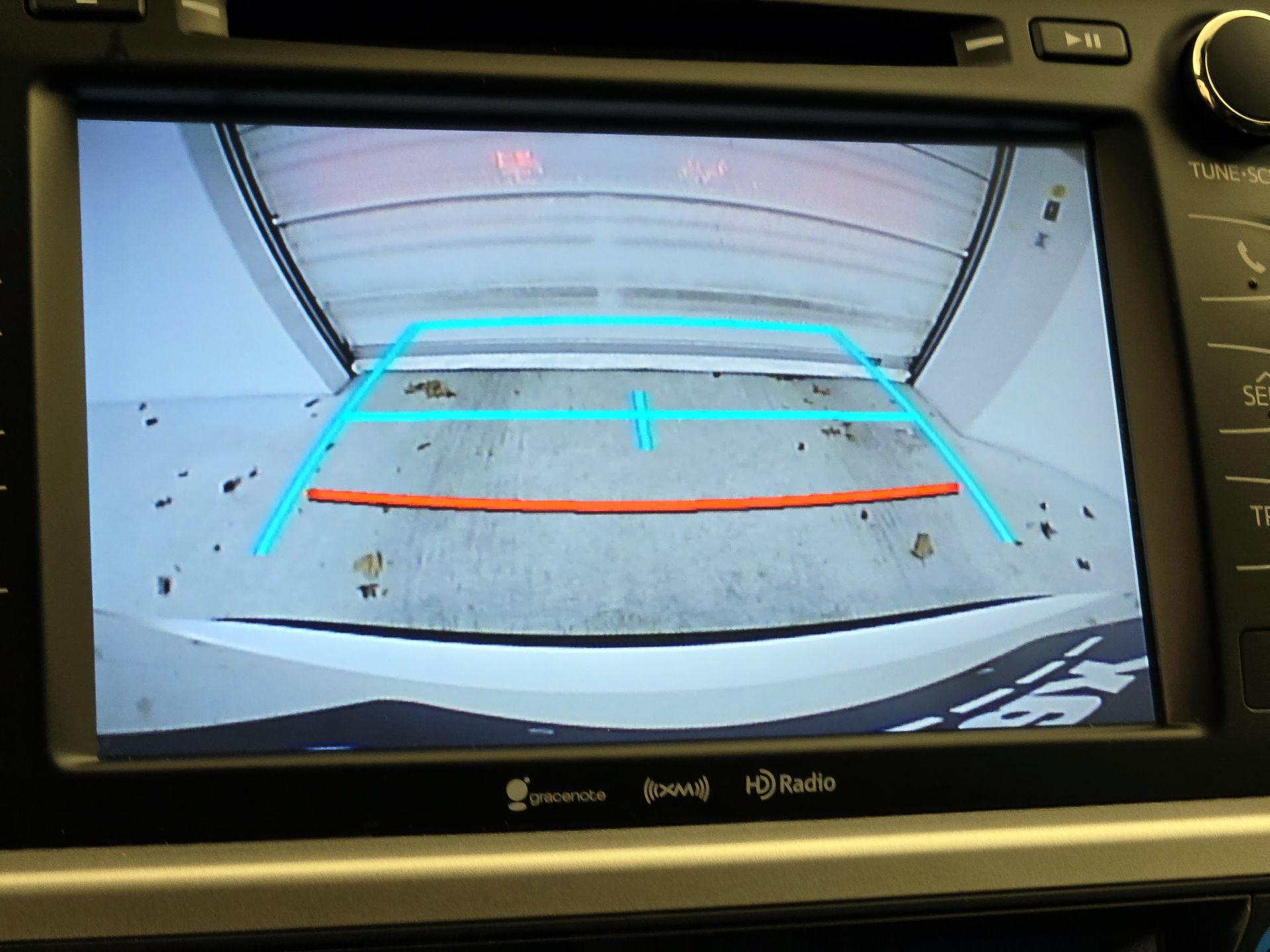 Thumbnail: 2019 Toyota Highlander - 14