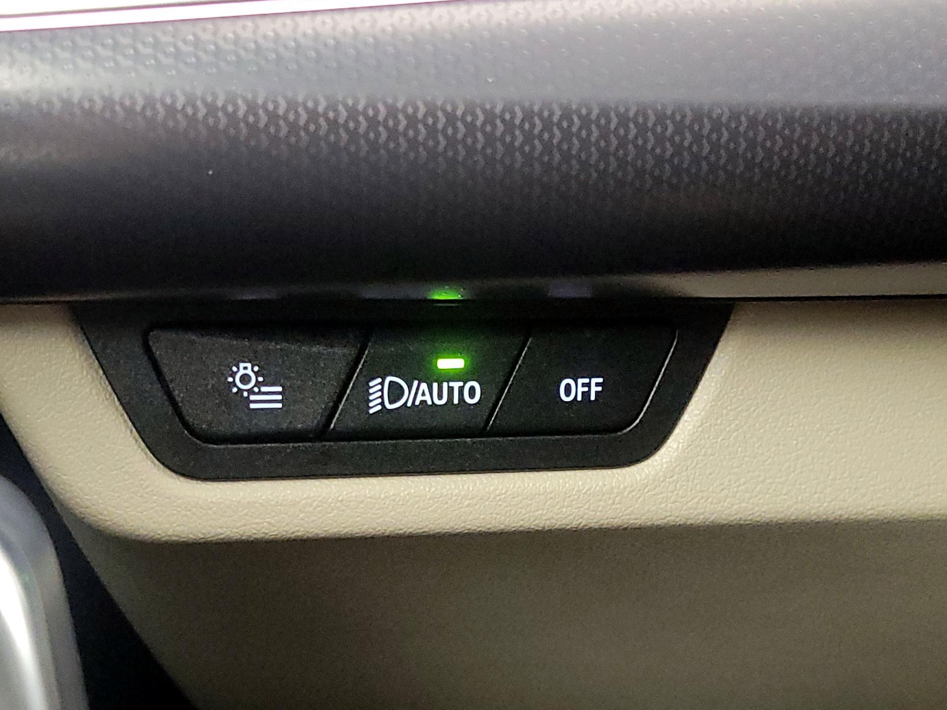 Thumbnail: 2023 BMW X1 - 13