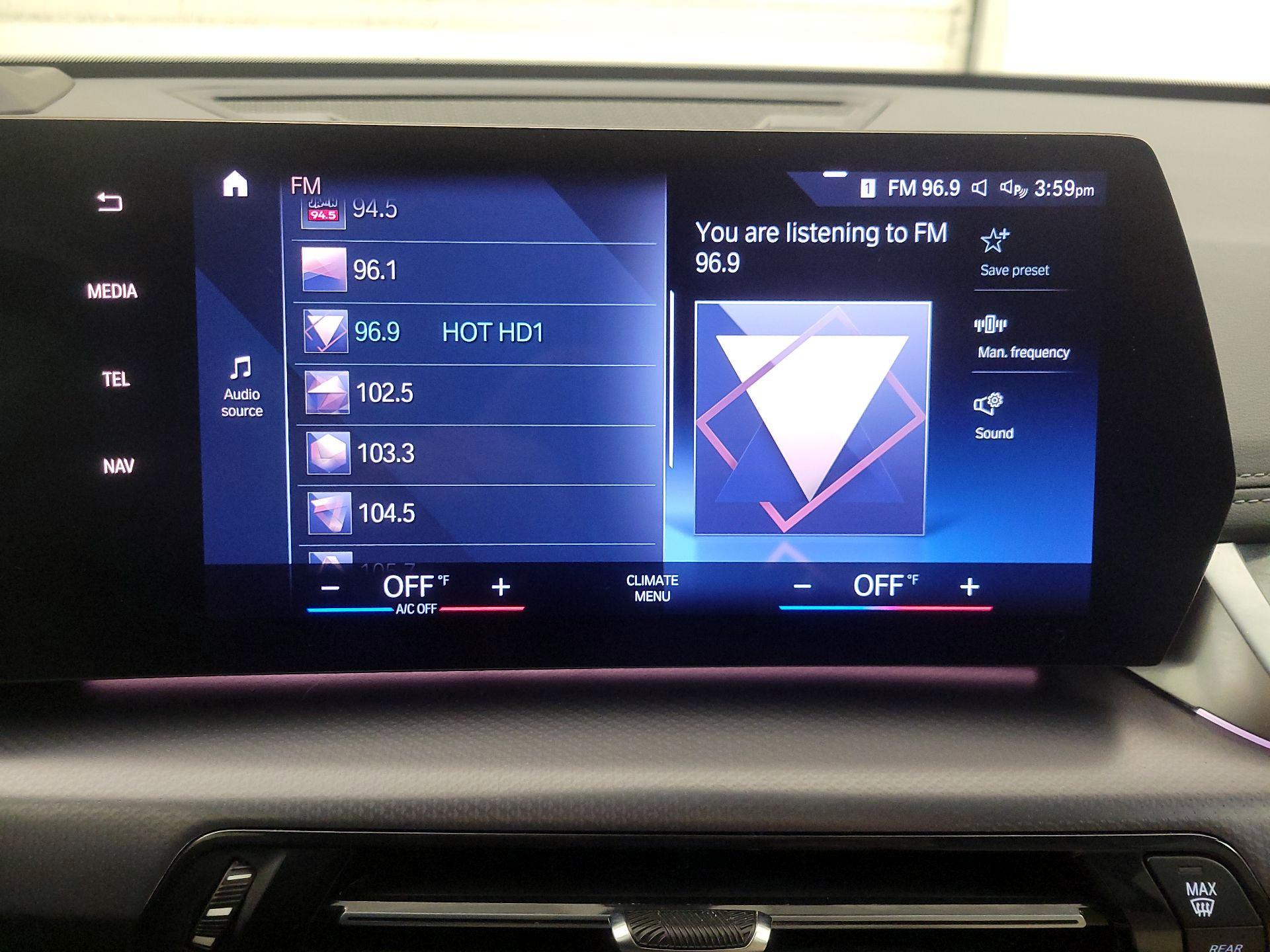 Thumbnail: 2023 BMW X1 - 16