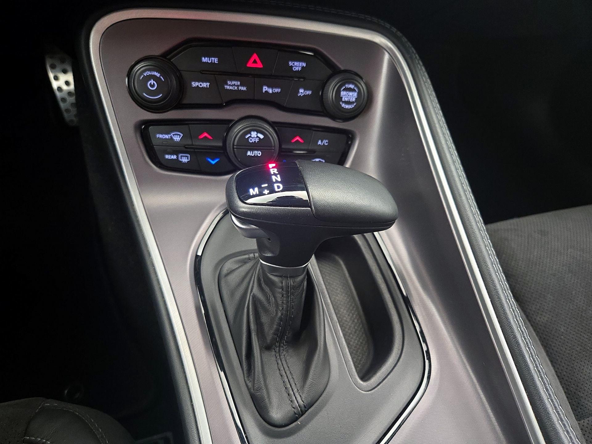 Thumbnail: 2022 Dodge Challenger - 18