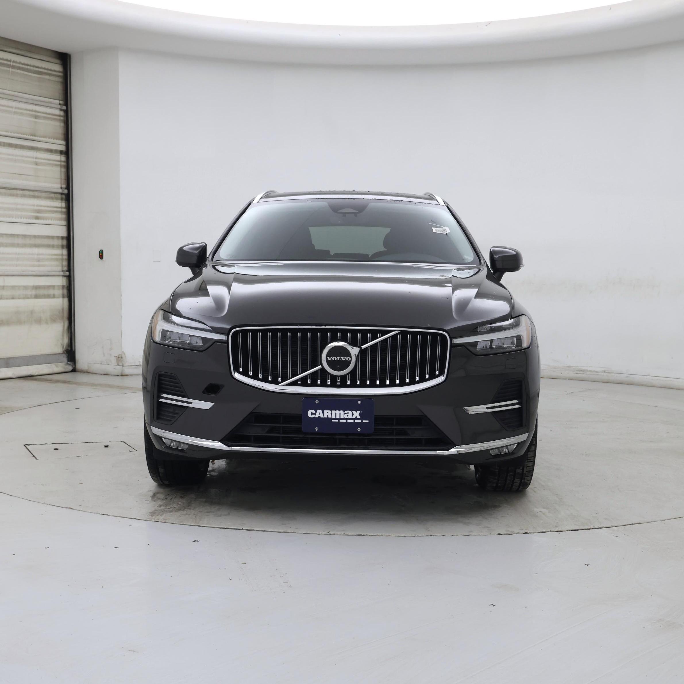 Thumbnail: 2022 Volvo XC60 - 5