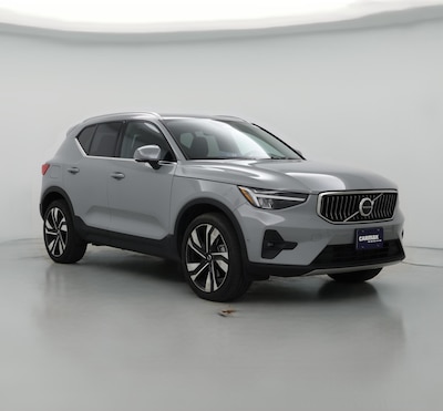 2024 Volvo XC40 B5 Plus Bright Theme