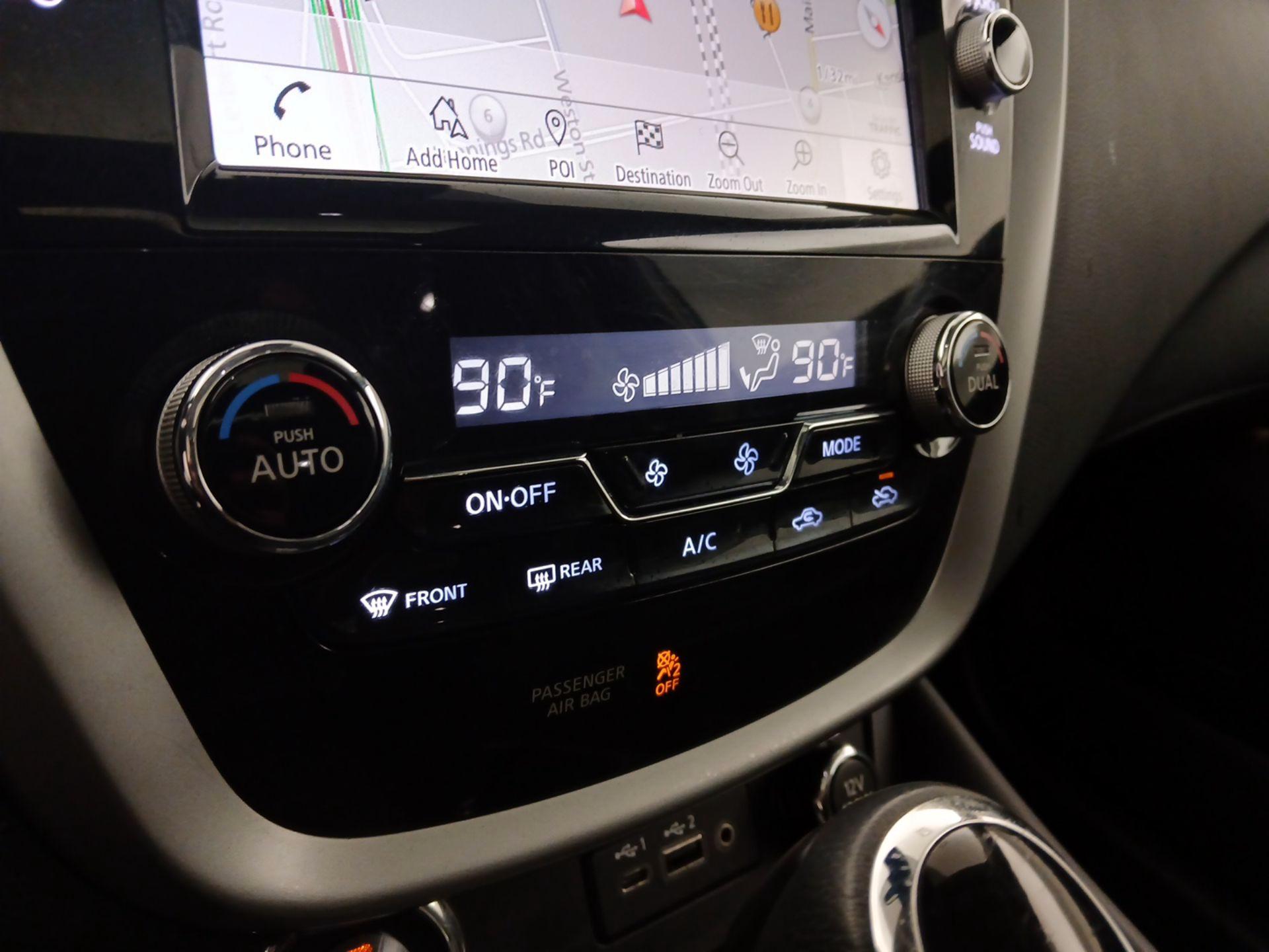 Thumbnail: 2020 Nissan Murano - 17